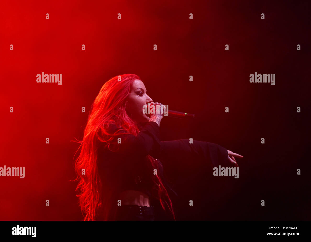 Norfolk, Virginie, USA. 16 Nov, 2018. NEW YEARS DAY apporte un peu de metal rock pour le centre constant à la Old Dominion University de Norfolk, en Virginie le 16 novembre 2018. Crédit : Jeff Moore/ZUMA/Alamy Fil Live News Banque D'Images