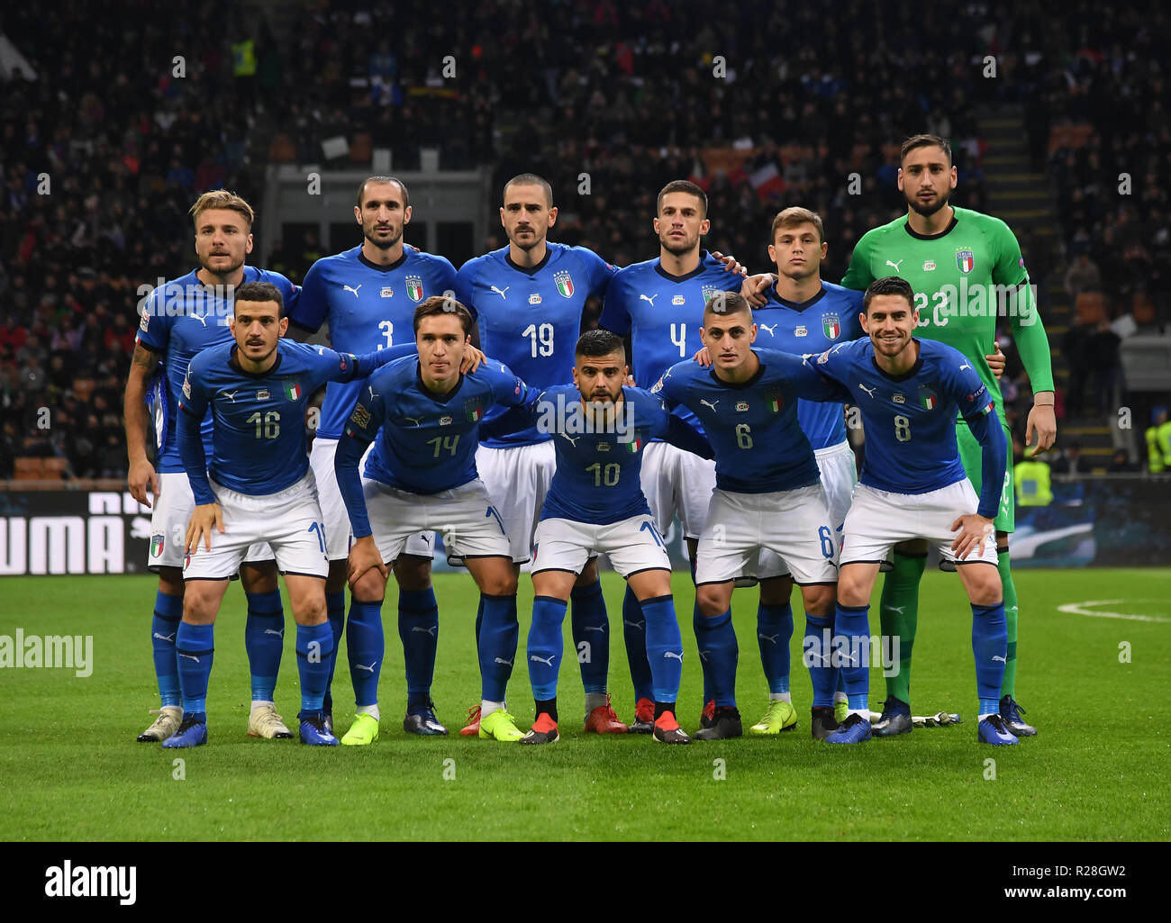 Milan, Italie. 17 novembre, 2018. L'équipe d'Italie de poser pour photo de  l'équipe au cours de l'UEFA Ligue Nations match de foot entre l'Italie et  le Portugal à Milan, Italie, le 17