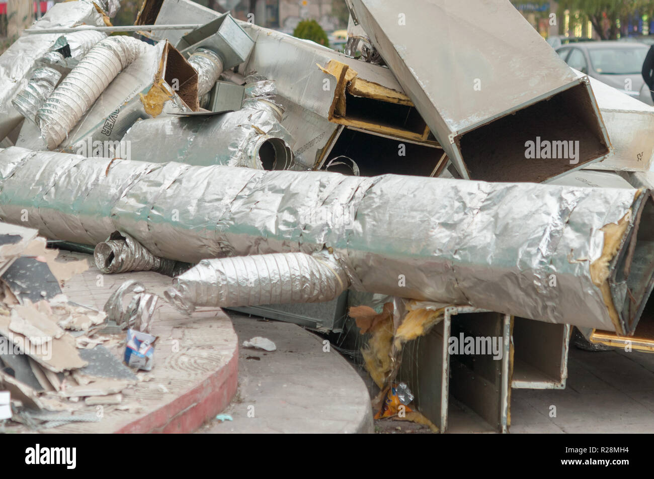 Les conduits de ventilation. Un grand nombre des mêmes composants en métal (l'air, la texture Banque D'Images