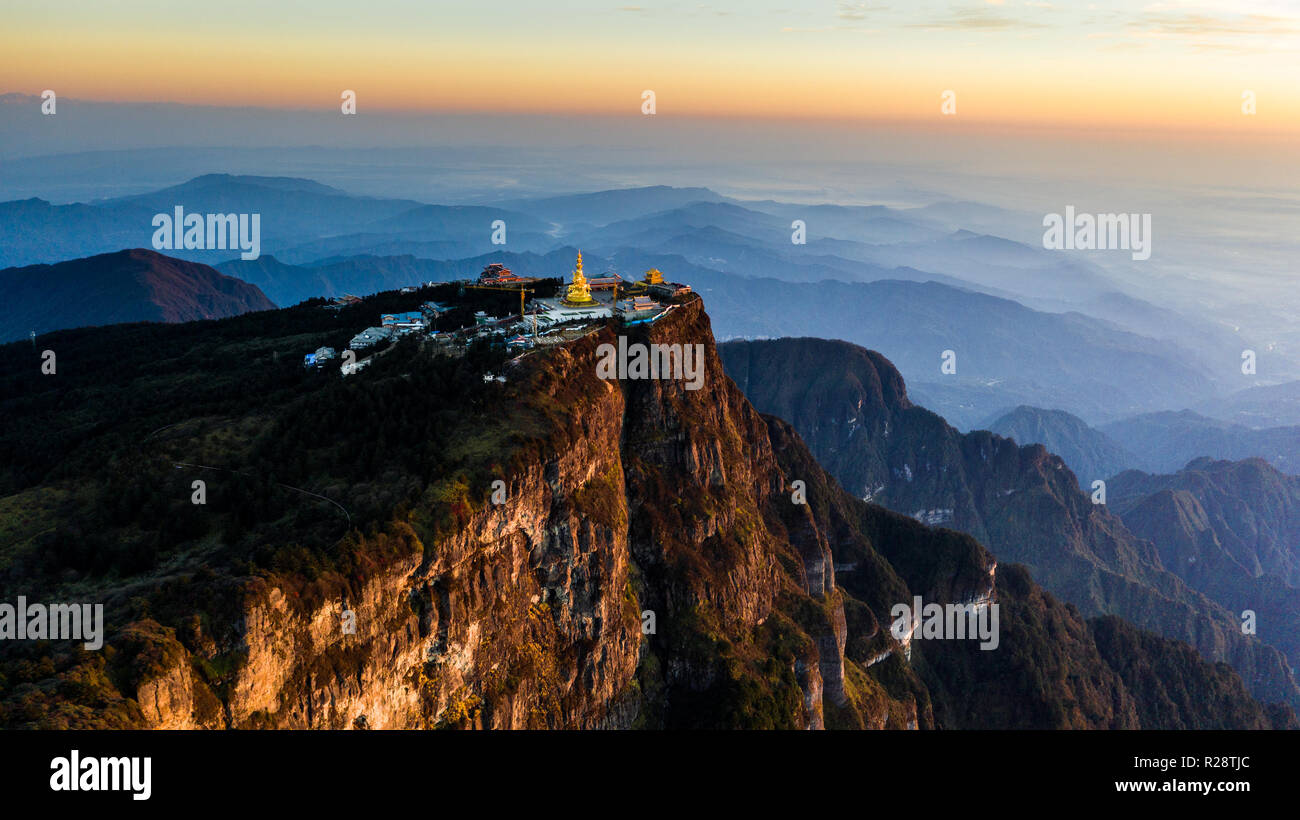 Leshan ou Emei Mountain, province du Sichuan, Chine Banque D'Images