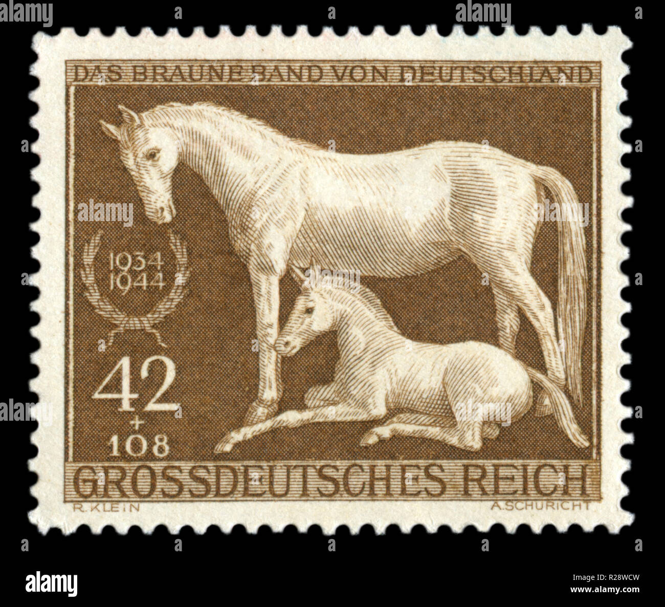 Timbre historique allemand : un cheval avec un poulain. 11ème édition du championnat de course de chevaux allemands Brown 'ribbon' 1944. Isolé sur fond noir, Banque D'Images