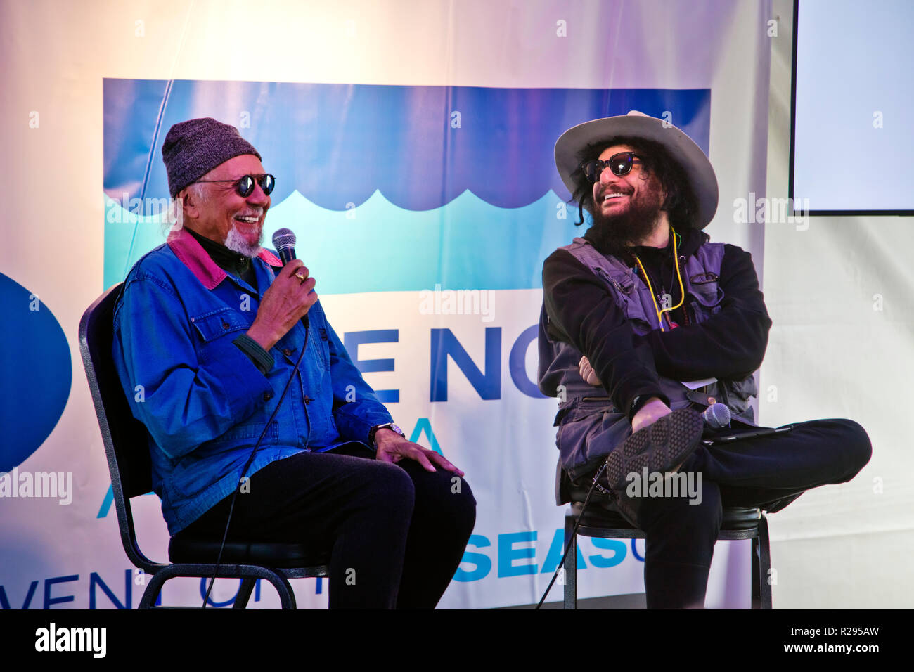 CHARLES LLOYD est interviewé par don était au 61e Festival de Jazz de Monterey - Monterey, Californie Banque D'Images