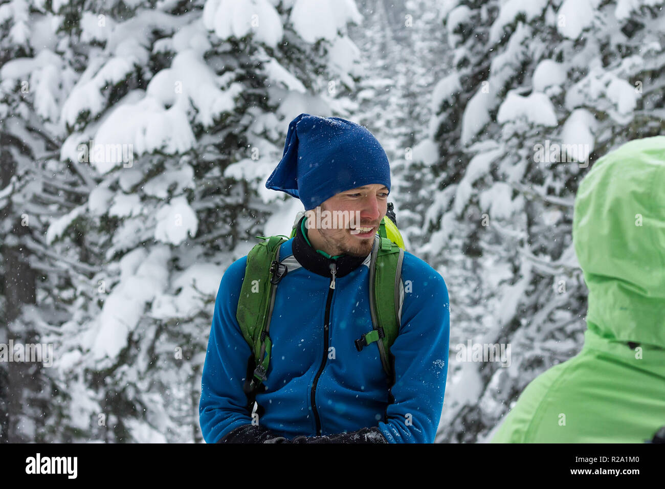 Portrait d'homme de neige en hiver en freerider forest Banque D'Images