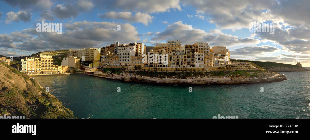 Baie de Xlendi, l'île de Gozo, Malte. Banque D'Images