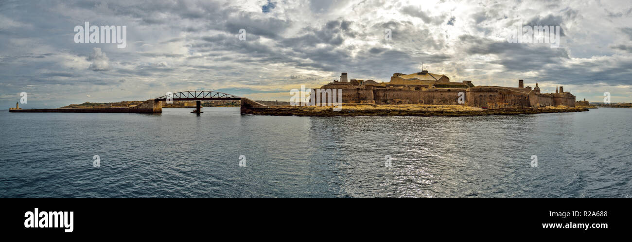 Le port de La Valette sur l'île de Malte. Banque D'Images