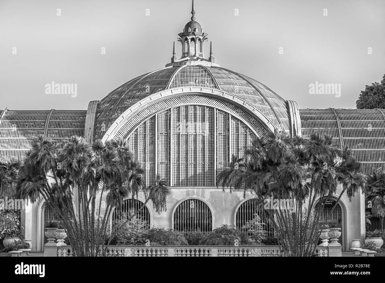 Balboa Park, San Diego, Californie, USA. Bâtiment Botancial photographié sur un matin de novembre. Banque D'Images