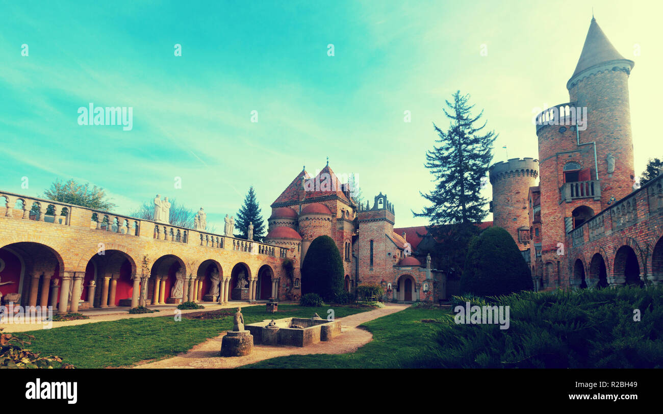 Bory Var, un élégant château construit par un homme, Szekesfehervar, Hongrie Banque D'Images