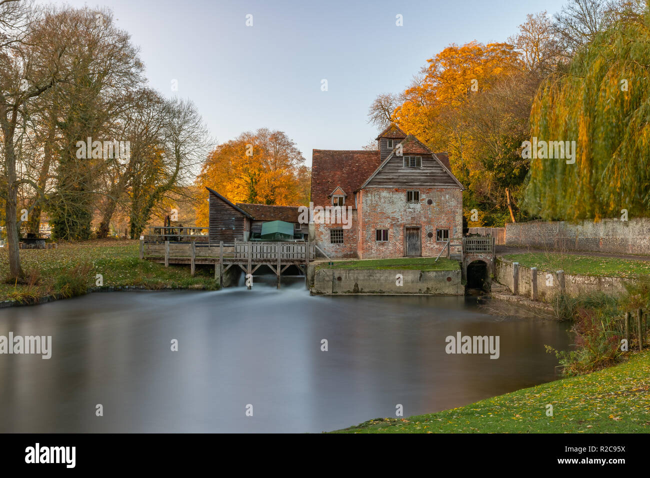 Mapledurham Watermill , Oxfordshire, Angleterre, Royaume-Uni Banque D'Images