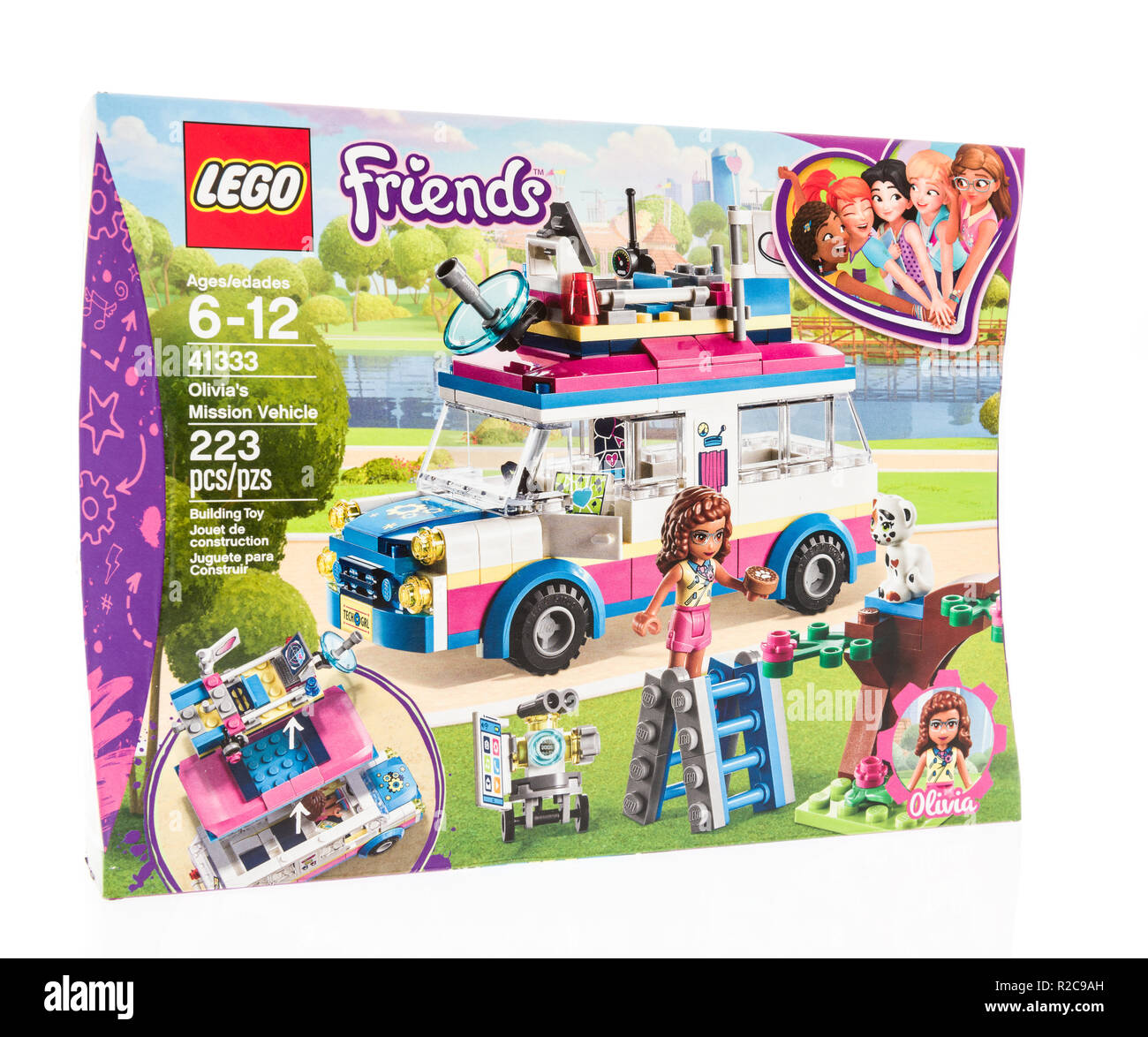 Winneconne, WI - 4 novembre 2018 : un paquet de Lego Friends Olivia a pour mission Véhicule sur un fond isolé. Banque D'Images