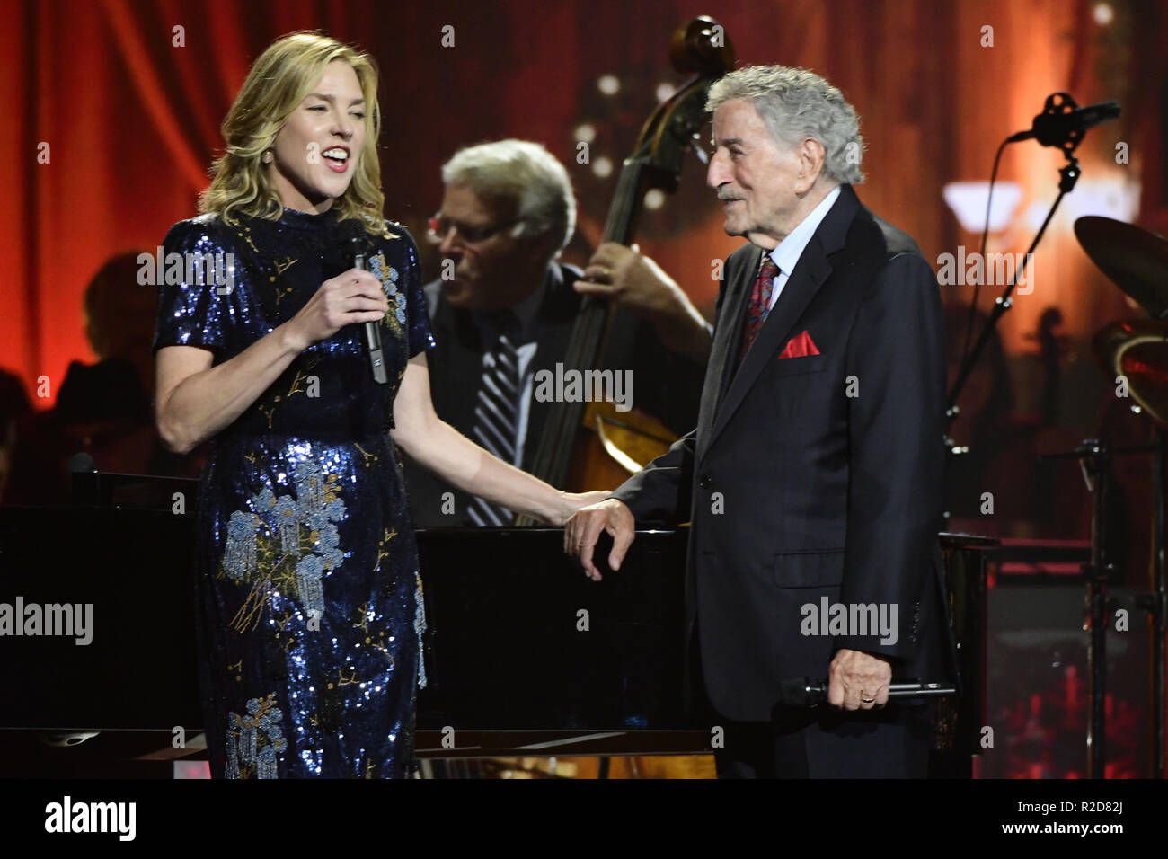 Nashville, Tennessee, USA. 27 Sep, 2018. 27 septembre 2018 - Nashville, TN de Diana Krall, Tony Bennett. CMA Pays de Noël organisée à l'Université Belmont freiner Event Center Crédit : Dara-Michelle Farr/AdMedia/ZUMA/Alamy Fil Live News Banque D'Images