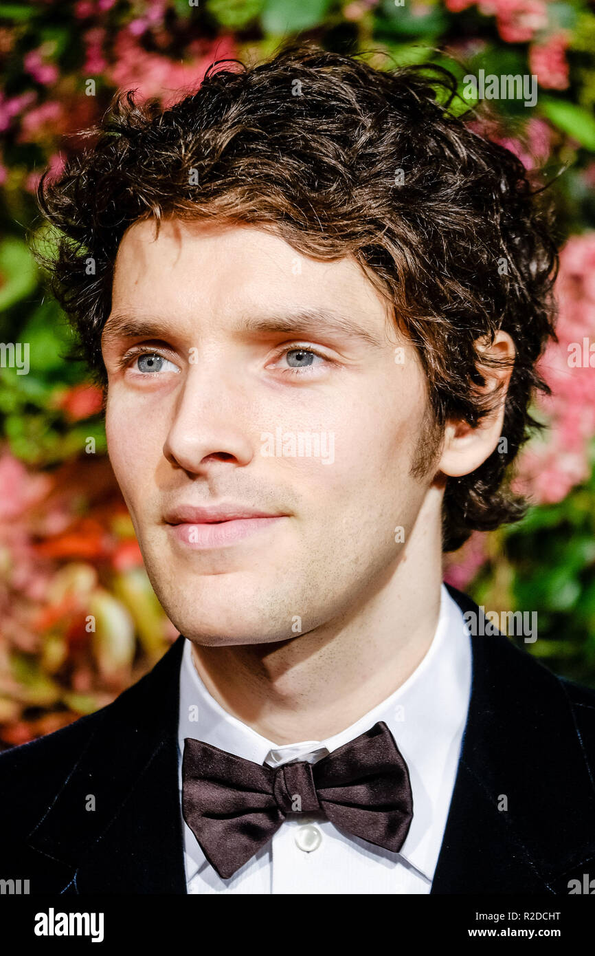Londres, Royaume-Uni. 18 novembre, 2018. Colin Morgan au 64ème Evening Standard Theatre Awards 2018 le dimanche 18 novembre 2018 tenue au Theatre Royal Drury Lane, London. Sur la photo : Colin Morgan. Credit : Julie Edwards/Alamy Live News Banque D'Images