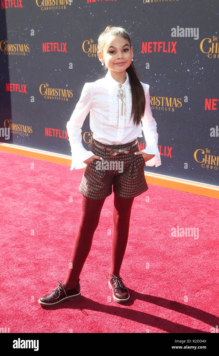 LOS ANGELES, CA - le 18 novembre : Ariana Greenblatt, au bosquet de l'éclairage de l'arbre de Noël à Los Angeles du Grove, Californie le 18 novembre 2018. Credit : Faye Sadou/MediaPunch Banque D'Images