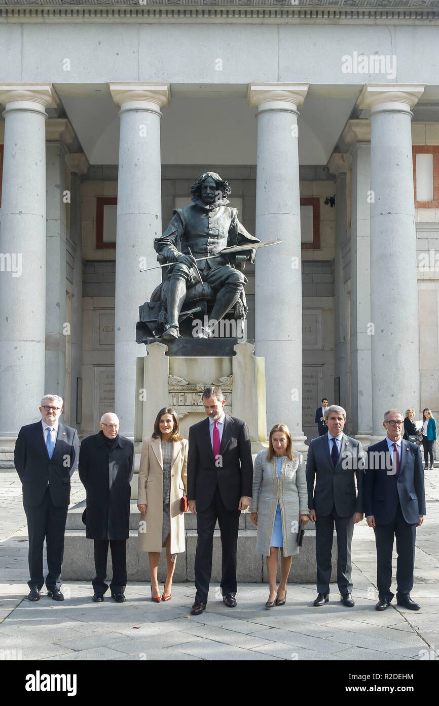 Madrid, Espagne. 19 Nov, 2018. Le roi Felipe VI d'Espagne et la Reine Letizia d'Espagne assister le bicentenaire de le Musée National du Prado et l'ouverture de l'exposition 'Museo del Prado 1819-2019. Un lieu de mémoire" au Musée du Prado le 19 novembre 2018 à Madrid, Espagne. Credit : Jimmy Olsen/Media Punch ***Aucune Espagne*** ***Aucune Espagne***/Alamy Live News Banque D'Images