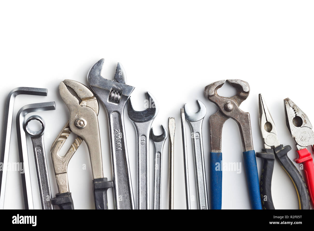 Ensemble d'outils. Outils à main pour artisans isolé sur fond blanc. Banque D'Images Ensemble d'outils. Outils à main pour artisans isolé sur fond blanc. Banque D'Images