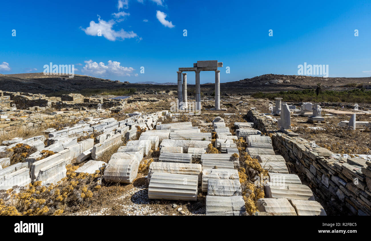 Ruines antiques à l'île grecque de Délos. Le lieu de naissance de dieu Apollo. Banque D'Images
