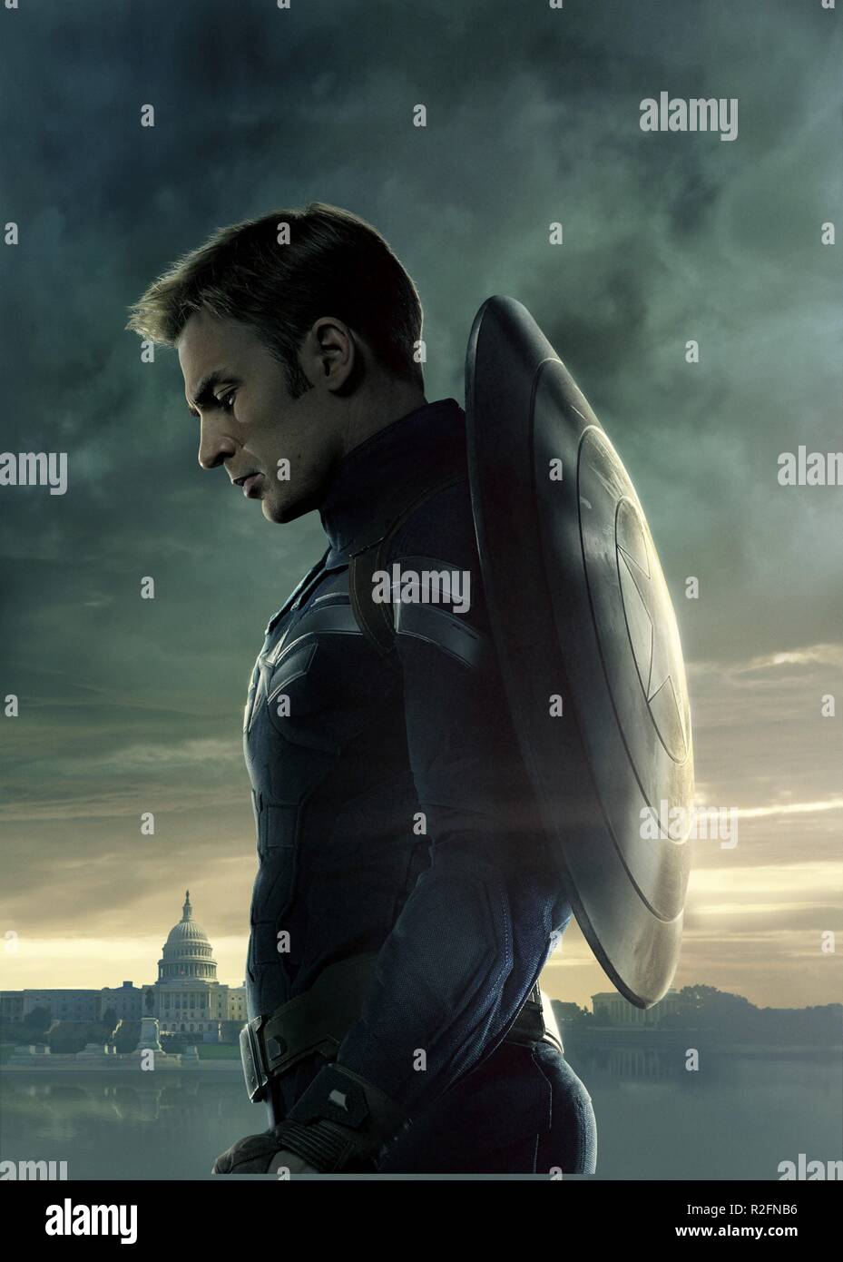 Captain America : The Winter Soldier Année : 2014 USA Réalisation : Anthony Russo, Joe Russo Chris Evans Film poster (sans texte) Banque D'Images