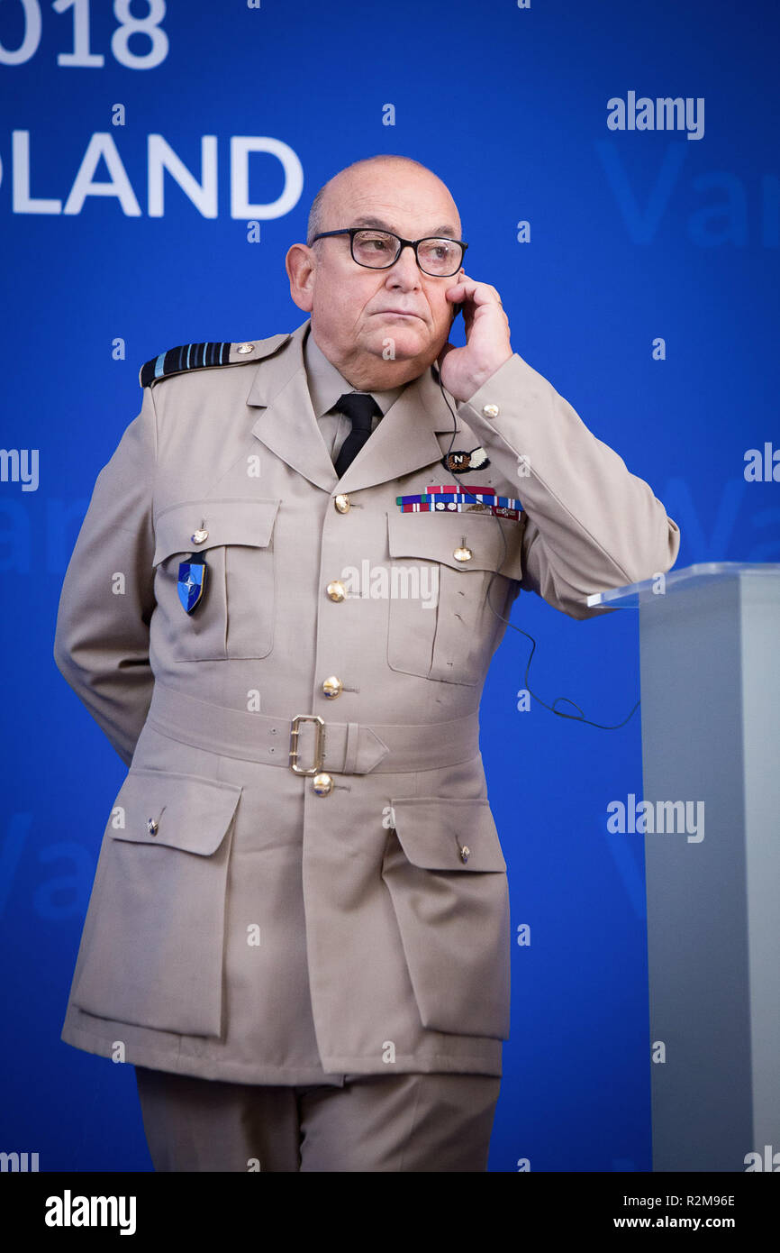 Président du Comité militaire de l'OTAN, l'Air Chief Marshal Sir Stuart Peach au cours de la conférence de presse résumant la conférence du Comité militaire de l'OTAN Réunion au Double Tree by Hilton Hotel à Varsovie, Pologne le 29 septembre 2018 Banque D'Images