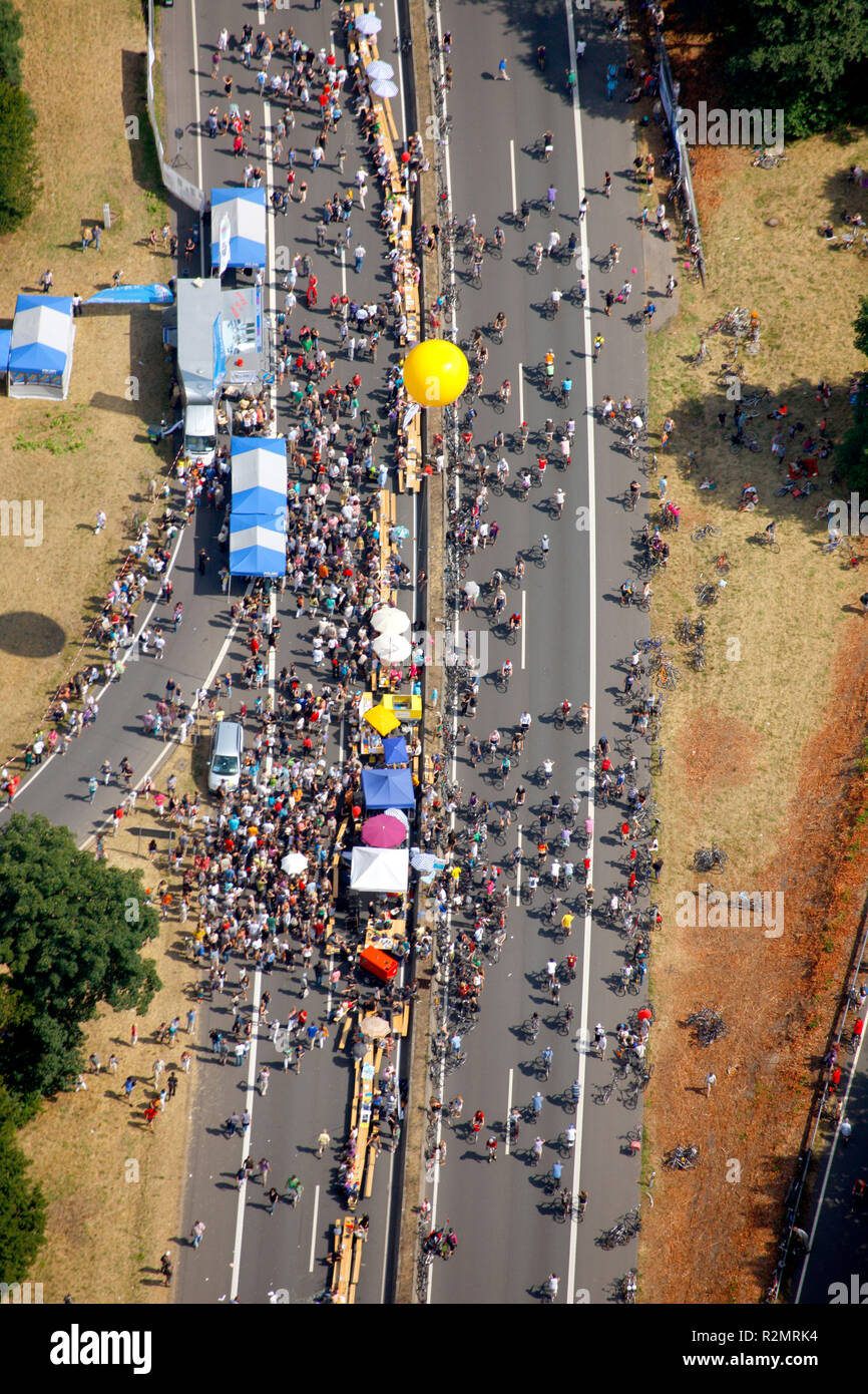 RUHR.2010 - Still Life sur l'A40, de la Ruhr, Bochum, Rhénanie du Nord-Westphalie, Allemagne, Europe, Banque D'Images