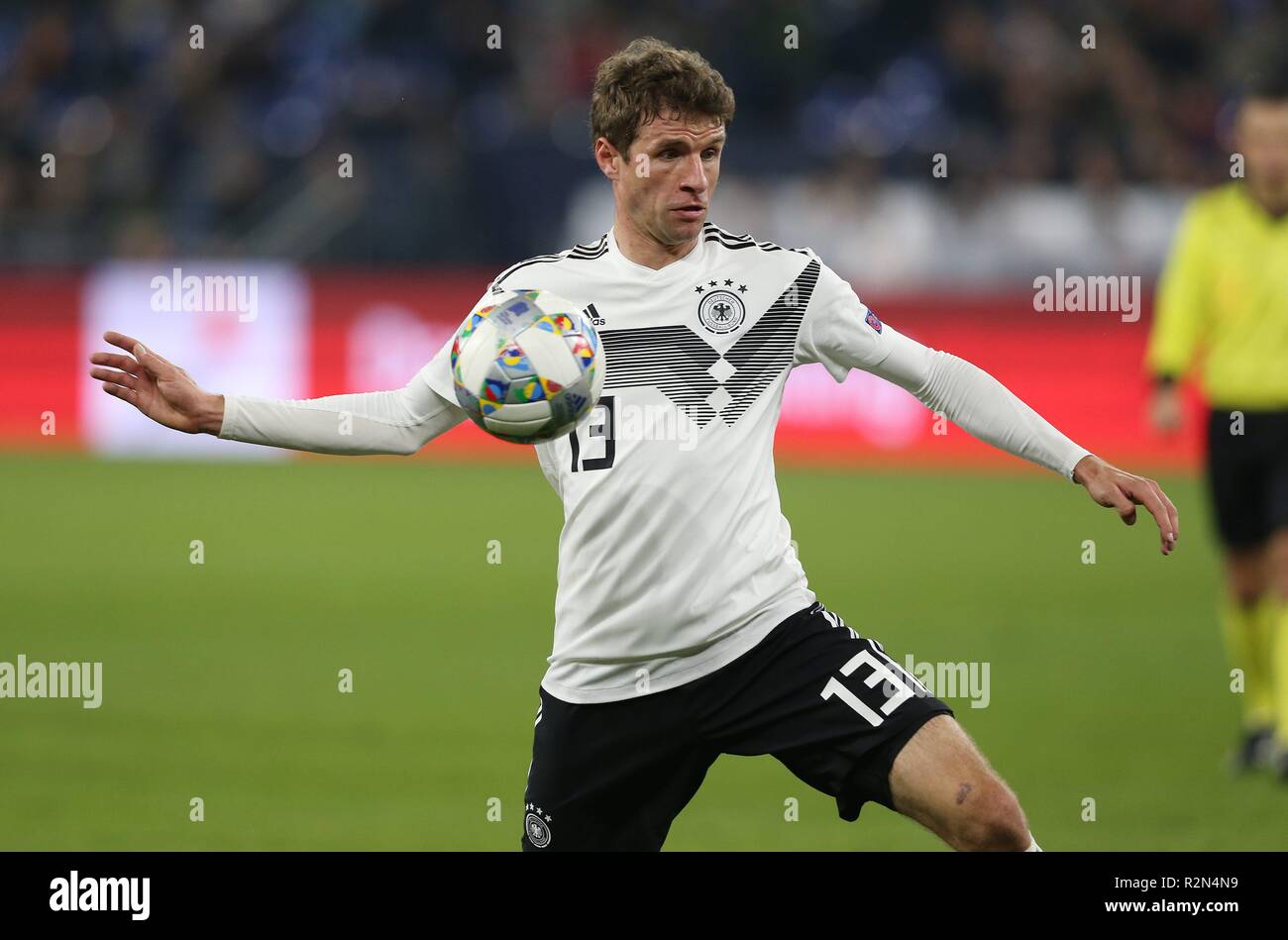 Firo : 19.11.2018, football, l'équipe nationale, Landerspiel, saison 2018/2019, l'UEFA Ligue des Nations Unies, de l'Allemagne, Allemagne - NED, Pays-Bas, Hollande, 2 : 2 Thomas MULLER, GER, simple action | dans le monde d'utilisation Banque D'Images