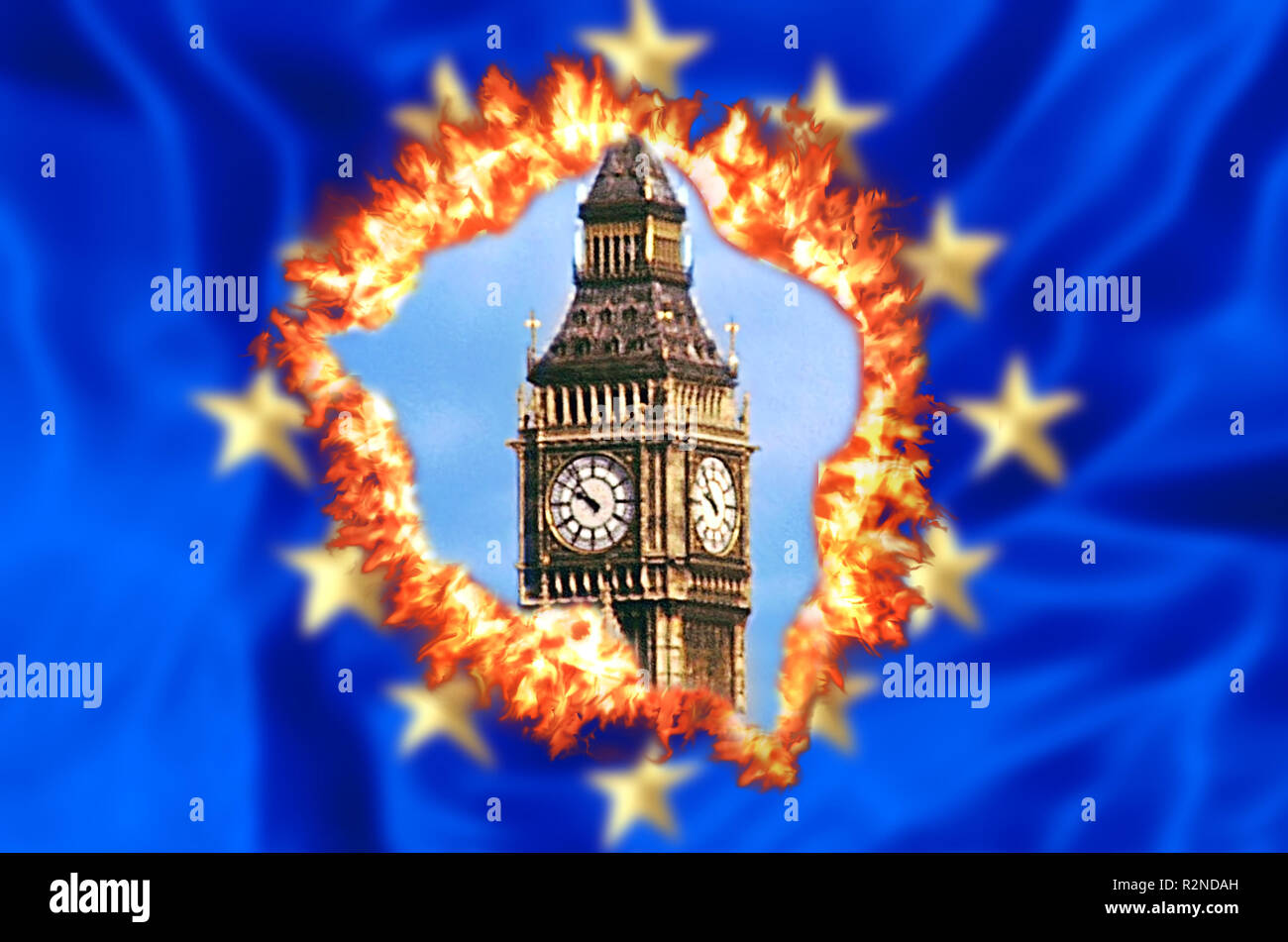 Drapeau européen sur le feu pour Royaume-uni quitter avec Big Ben Tour de Londres, la chambre d'un parlement britannique. Le concept financier pour Brexit et division de l'UE. Banque D'Images