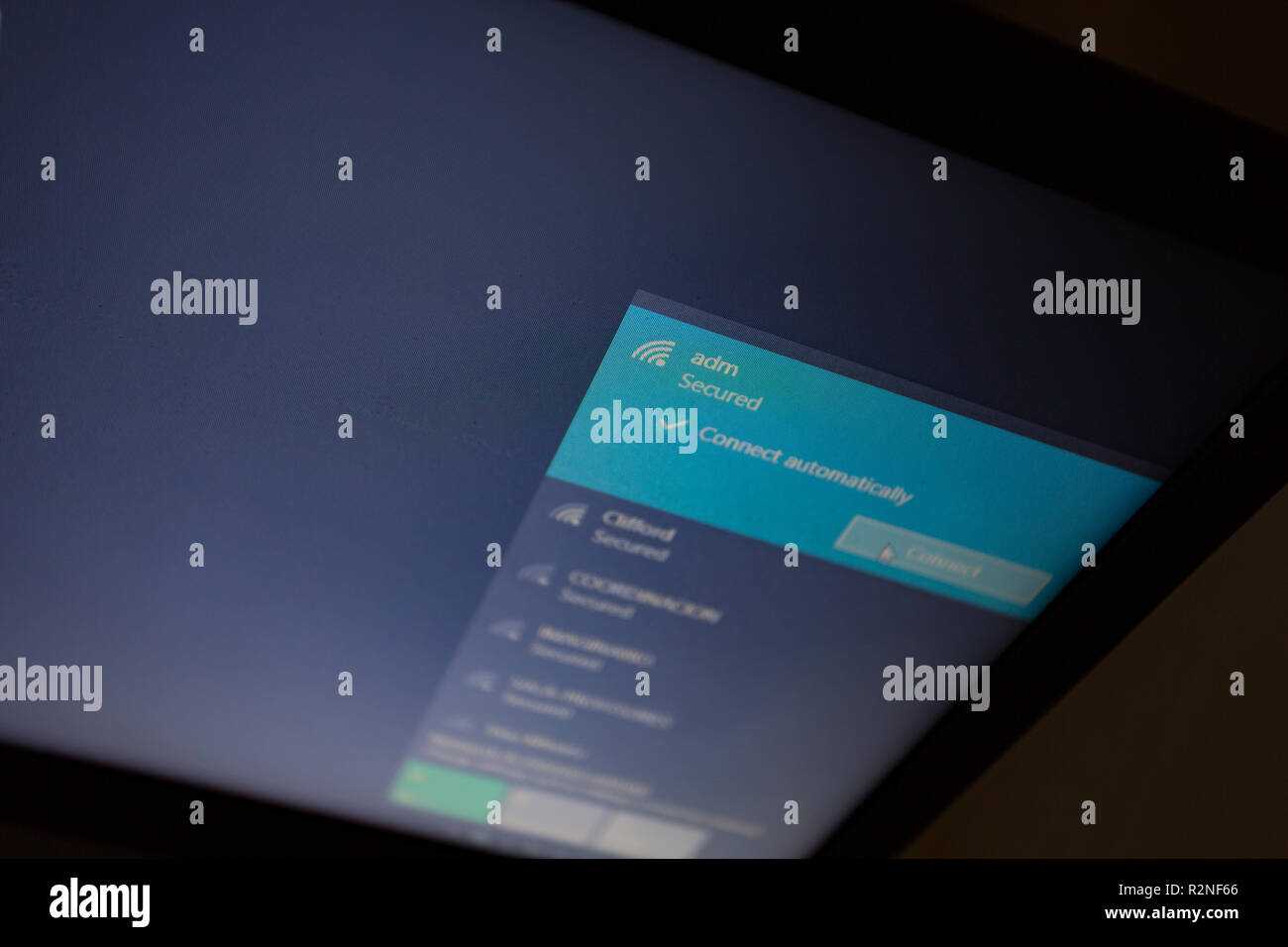 Réseau sans fil Dropdown menu sur l'écran d'un ordinateur Banque D'Images