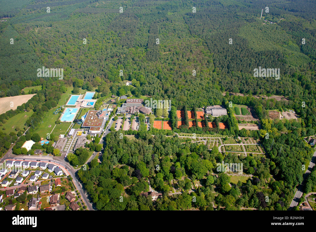 Hôtel avec le TUS de tennis et Maritimo, Stimbergparkhotel, Oer-Erkenschwick, Ruhr, Rhénanie du Nord-Westphalie, Allemagne, Europe, Banque D'Images