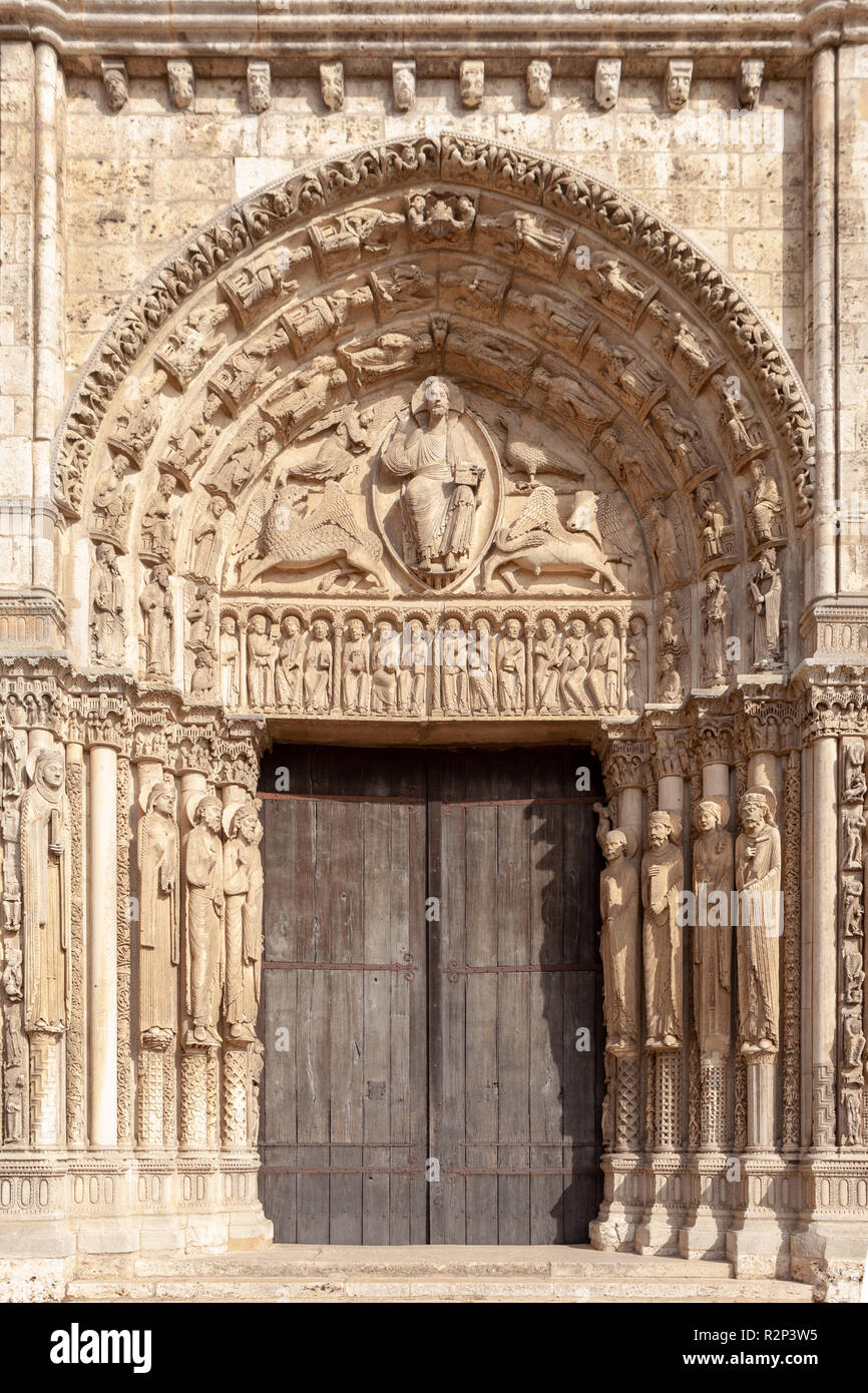 La cathédrale de Chartres ou la cathédrale de Notre-Dame de Chartres ...
