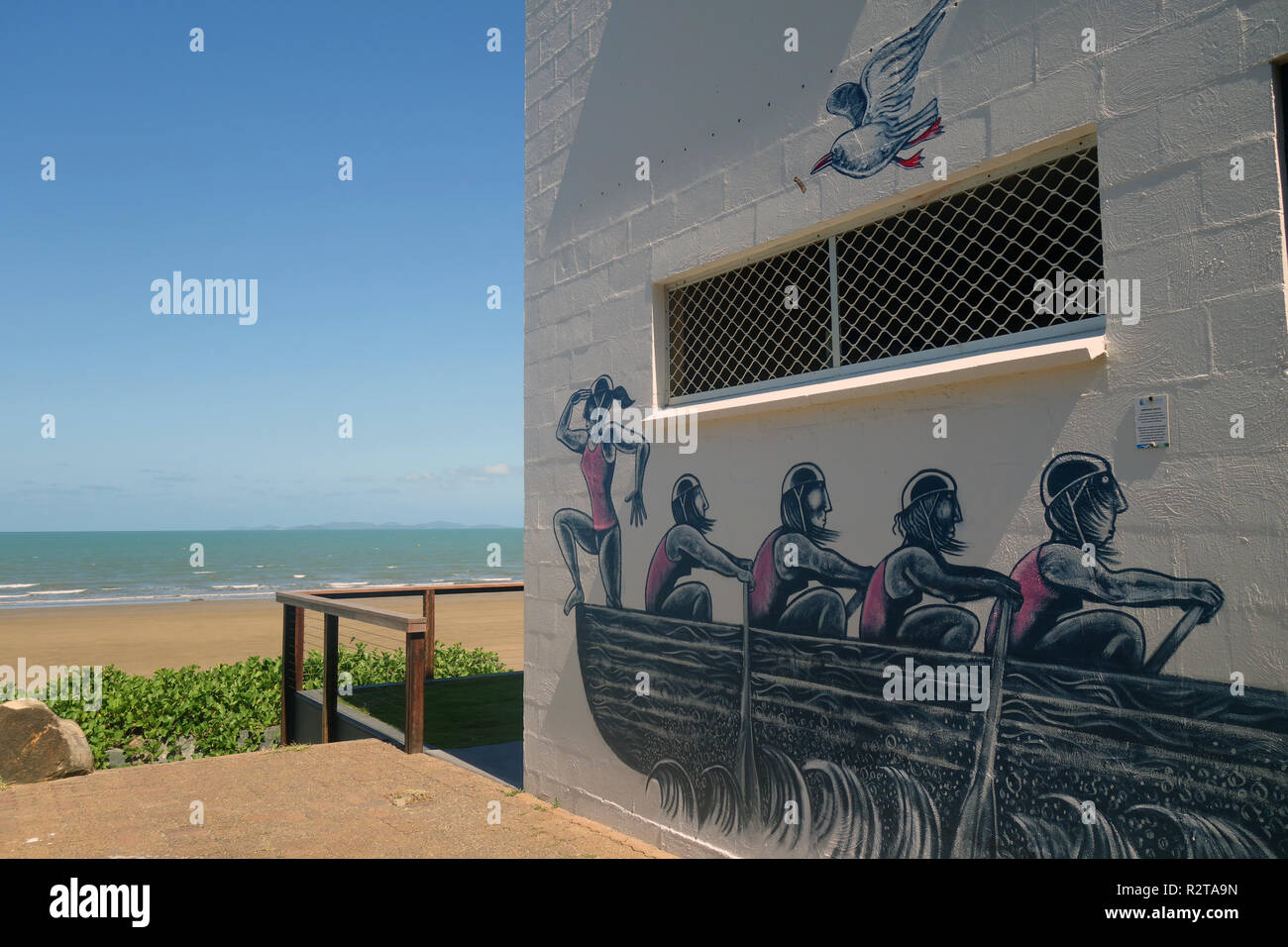 Fresque de femmes sauveteurs, Yeppoon Surf Lifesaving Club, Yeppoon, Queensland, Australie. Pas de PR Banque D'Images