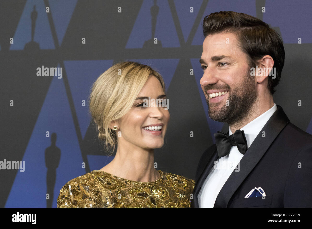 Emily Blunt et John Krrasinski assister à l'Académie, en 2018 dans le prix annuel gouverneurs Ray Dolby Ballroom au Hollywood & Highland Center à Hollywood, CA, le dimanche 18 novembre, 2018. Banque D'Images