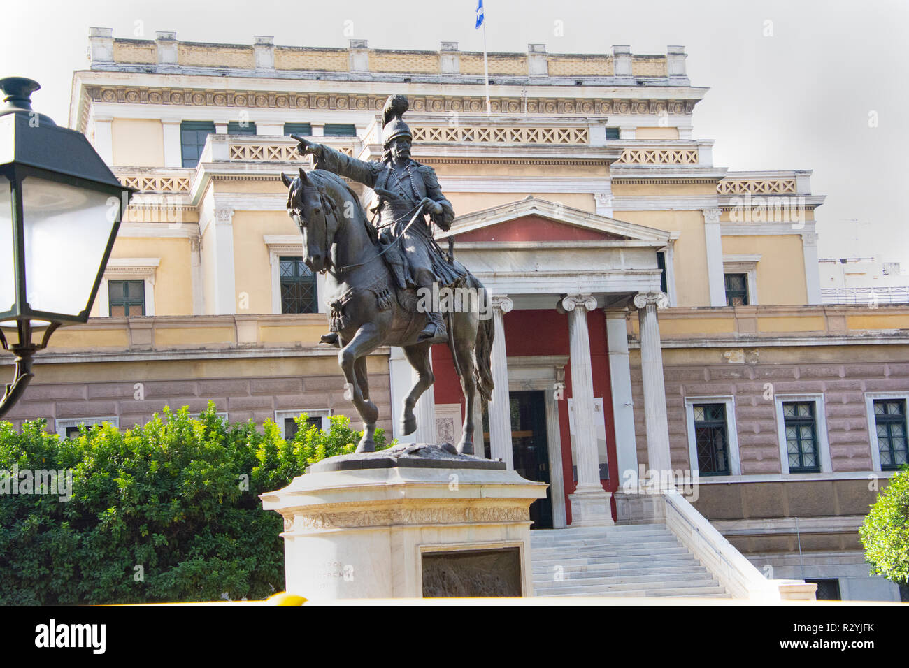 Statue de Theodoros Kolokotronis devant l'ancien Parlement. Banque D'Images