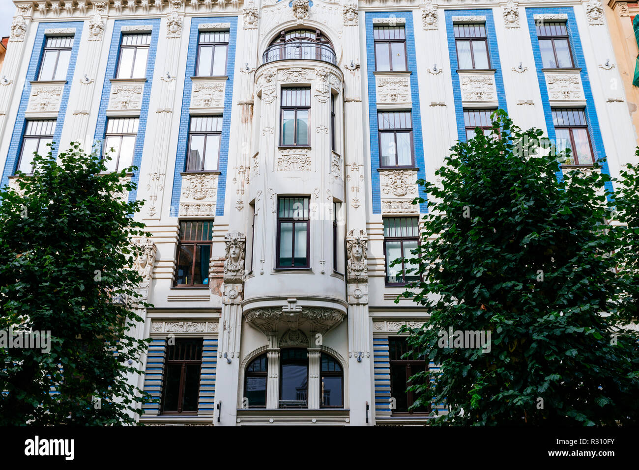 L'architecture Art Nouveau de Riga - Alberta iela 8 - living house par Mikhaïl Eisenstein construit en 1903. Riga, Lettonie, Pays Baltes, Europe. Banque D'Images