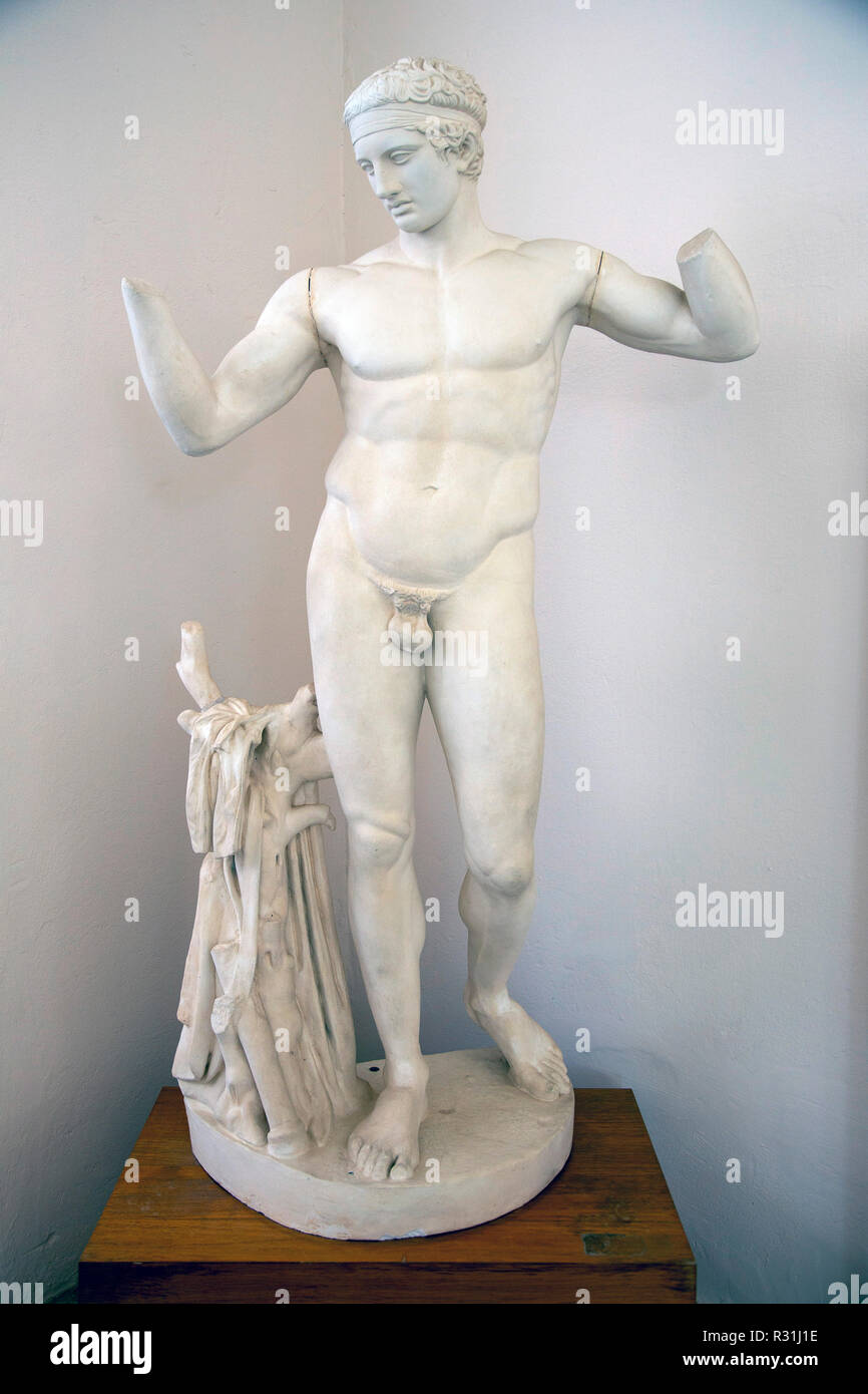 Statue dans le Musée Archéologique Diadumenos Délos, l'île de Délos, Cyclades, Grèce Banque D'Images
