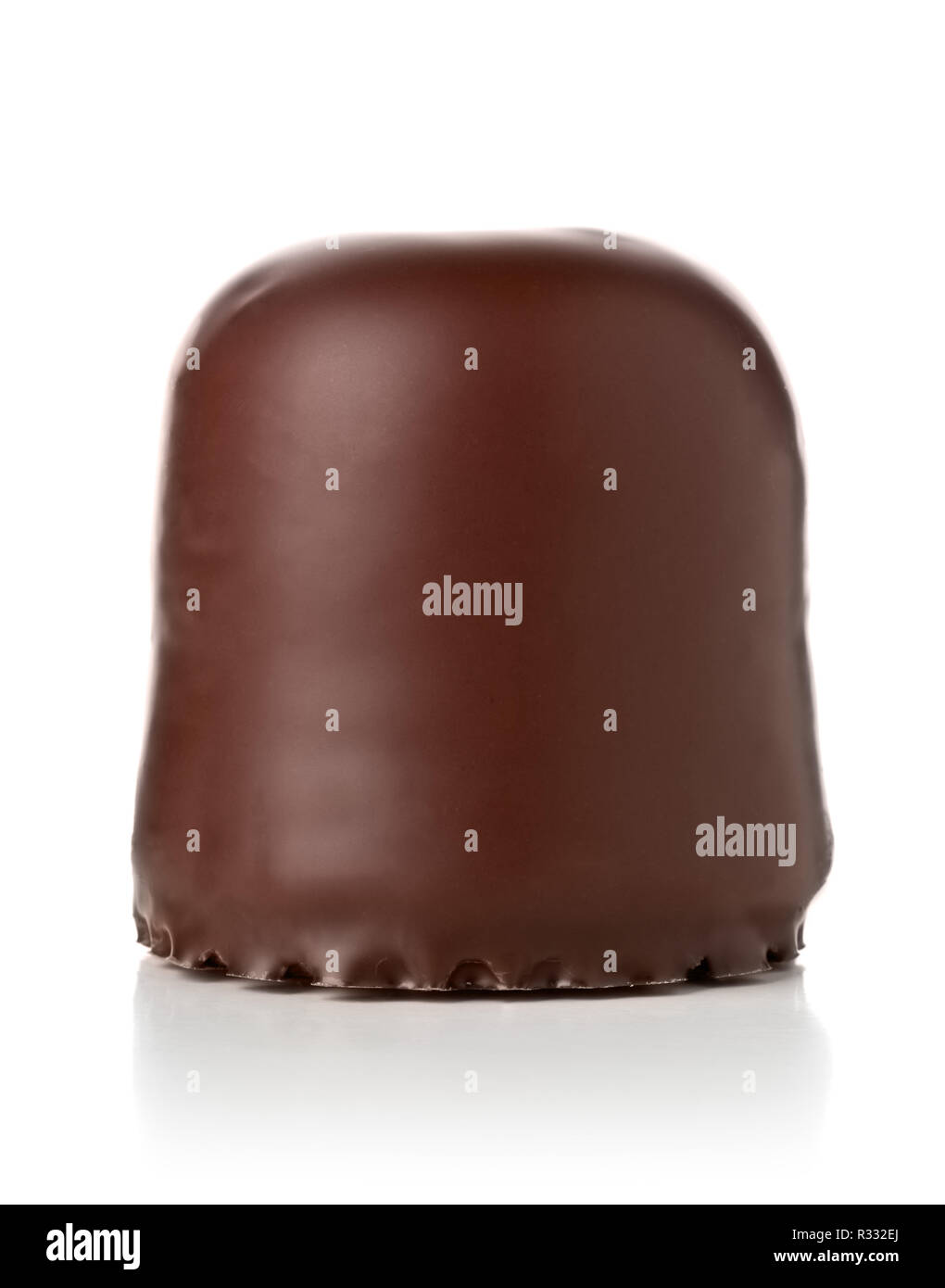 Ensemble De La Specialite Allemand Doux Ou Chokoschaumkuss Chokokuss Petit Gateau De Chocolat Rempli De Mousse De Sucre Sur Fond Blanc Photo Stock Alamy