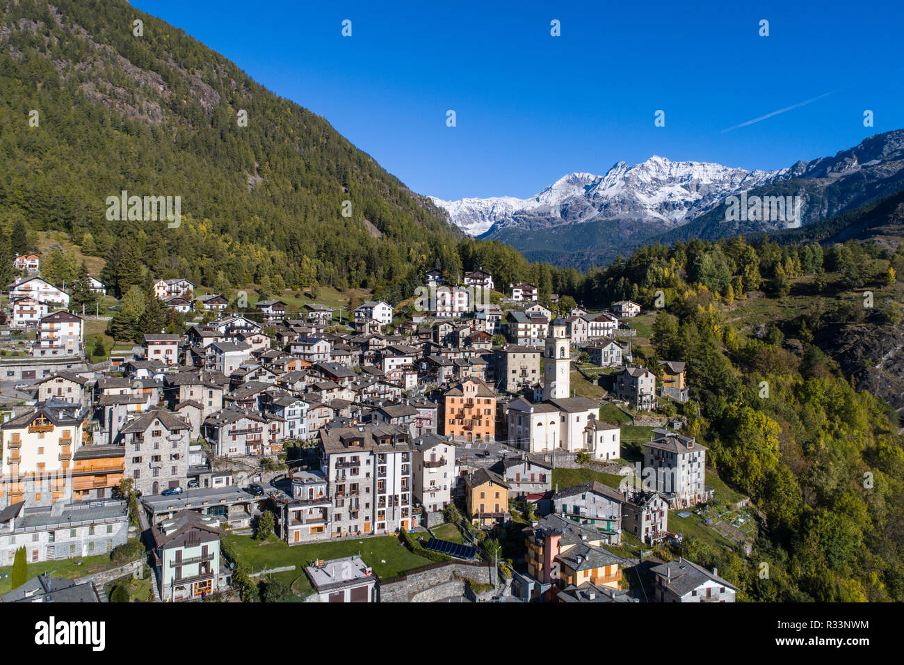 Petit village de montagne, Primolo. La Valtellina, province de Sondrio Banque D'Images