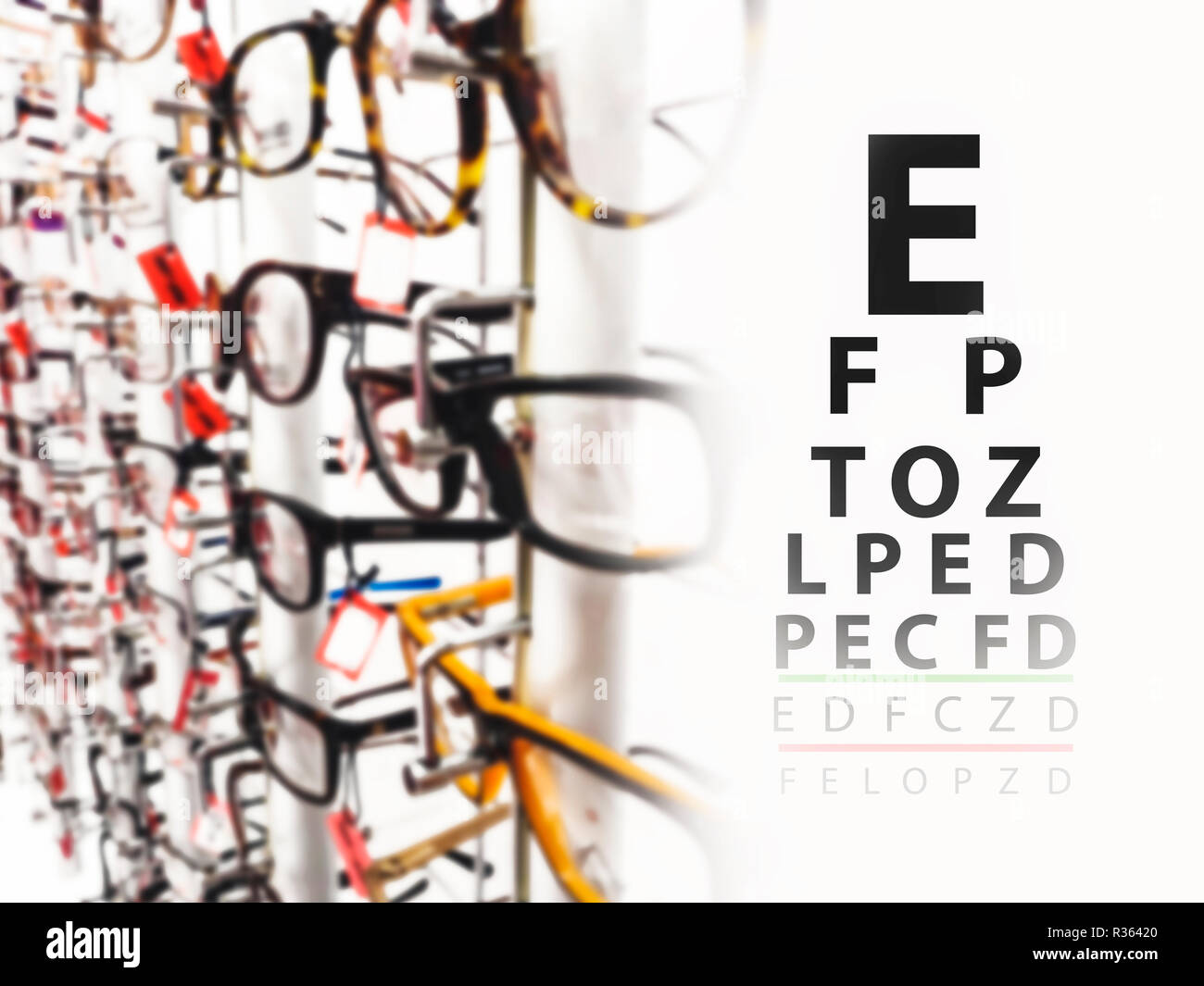 Boutique de l'œil avec l'œil. Concept pour le contrôle de l'opticien. Banque D'Images