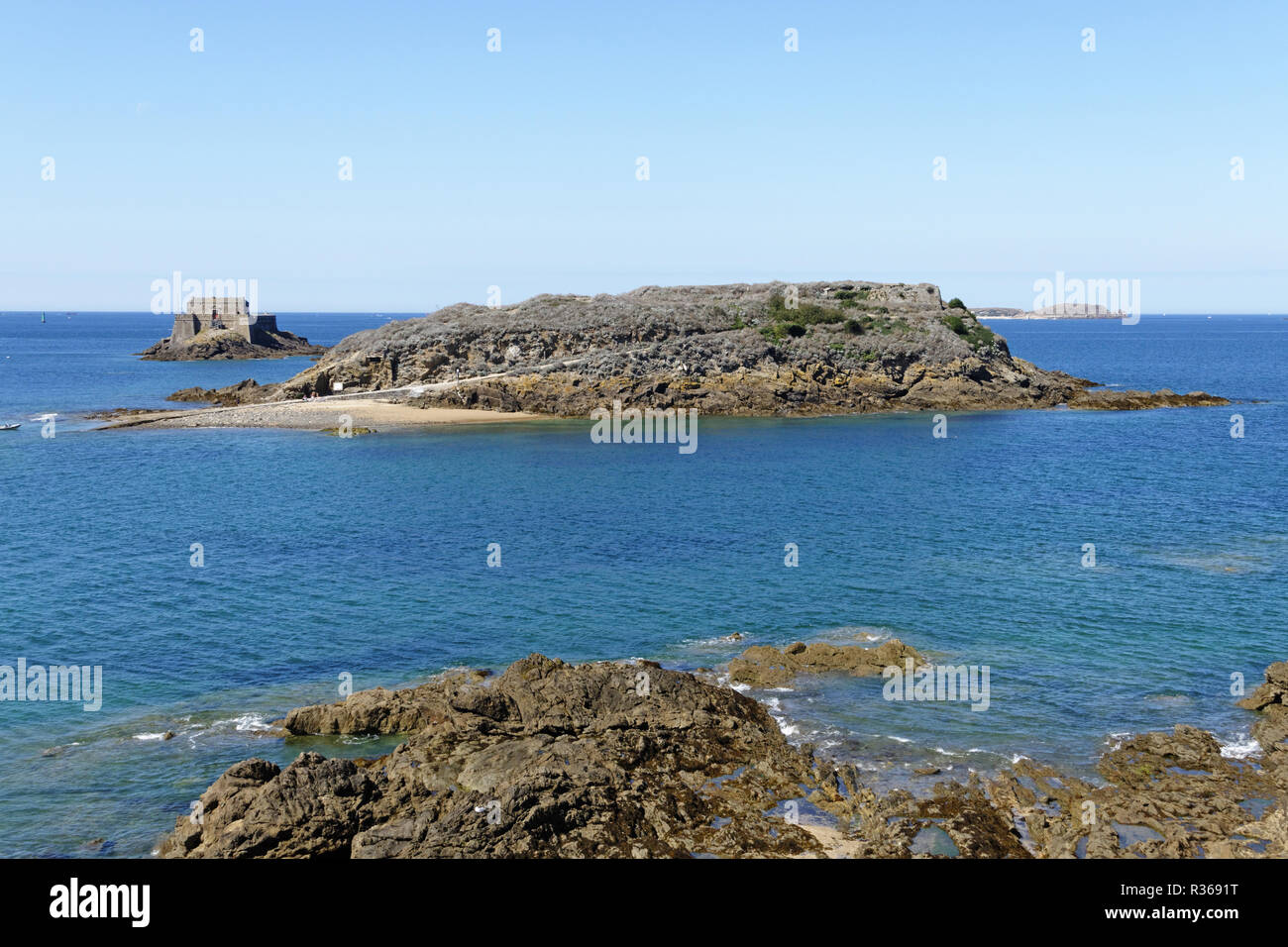 L'île du Grand Bé (la tombe de l'écrivain français Chateaubriand est sur cette île). Saint-Malo, Ille et Vilaine, Bretagne, France, Europe. Banque D'Images