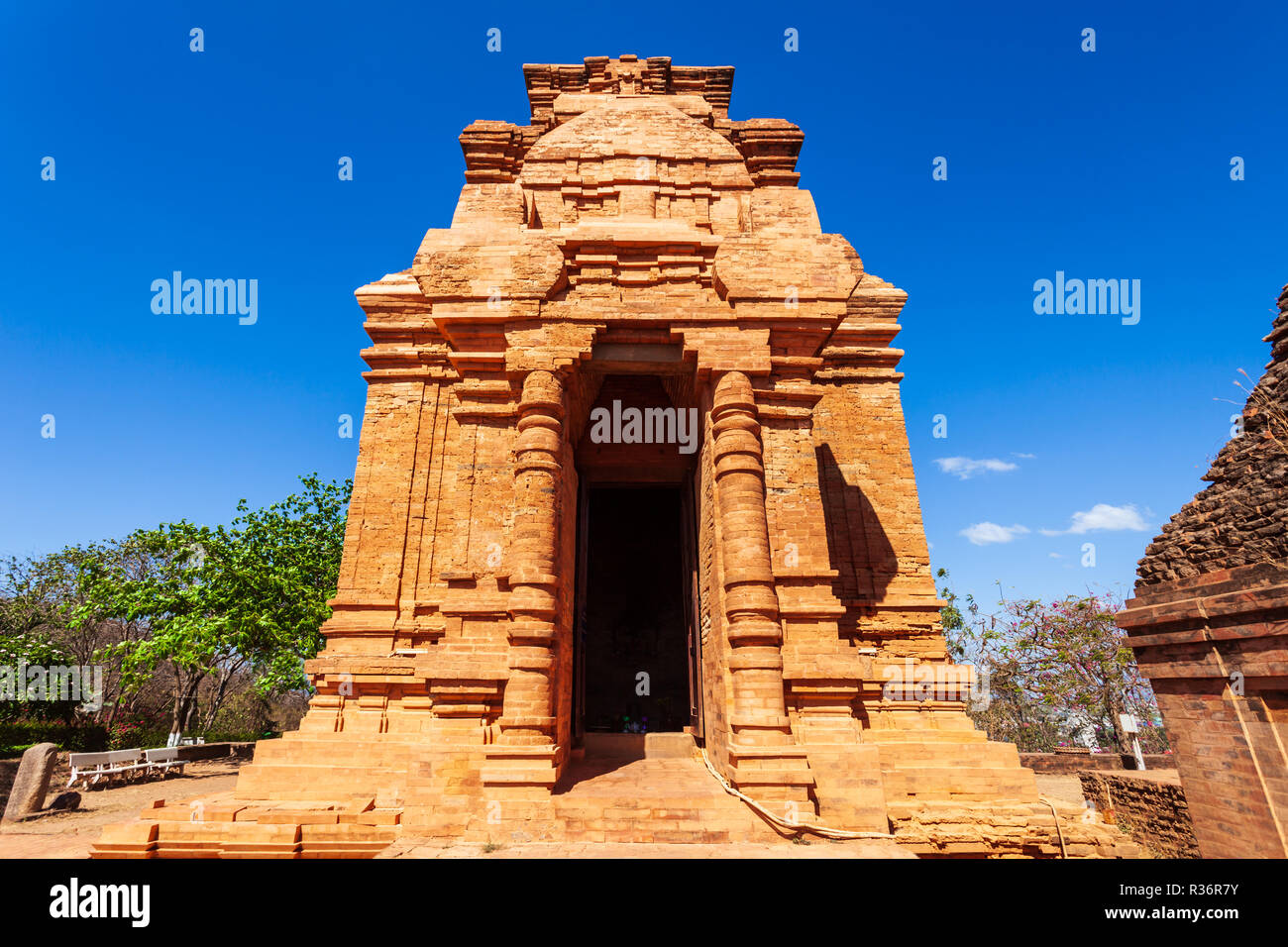 Poshanu ou Po Sahu Inu Tower ou Pho Cham Tower est un groupe de reliques de la Cham tours dans l'ancien royaume de Champa à Phan Thiet au Vietnam Banque D'Images