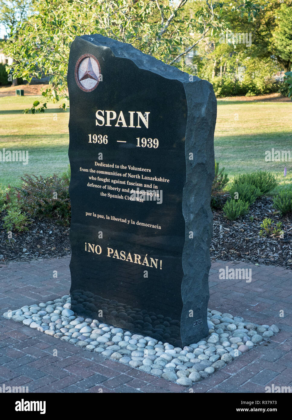 Mémorial aux combattants républicains de la guerre civile espagnole à partir de North Lanarkshire en duchesse de Hamilton Park, Motherwell, Lanarkshire, en Écosse. Banque D'Images
