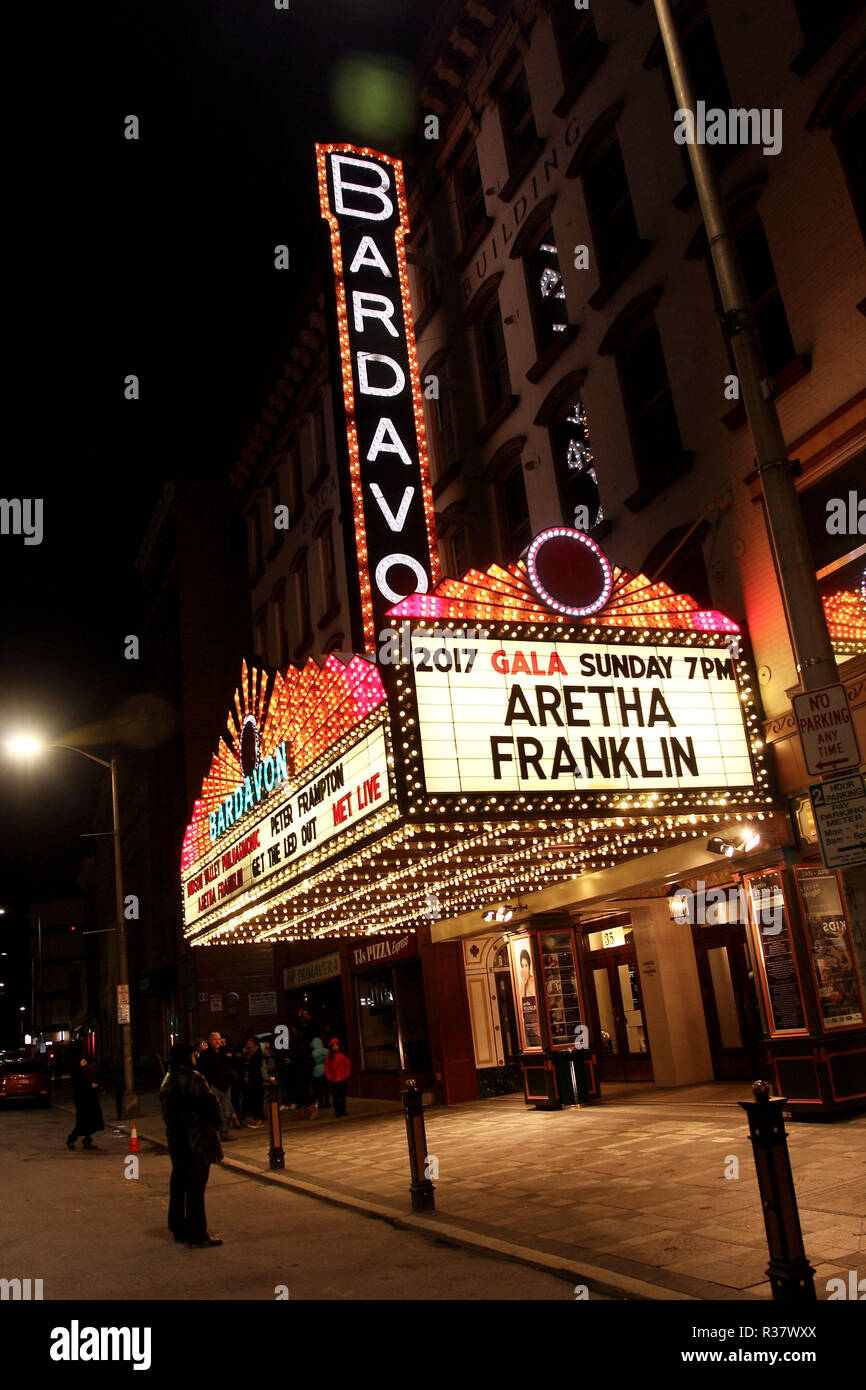 POUGHKEEPSIE, NY - 12 mars : Ambiance au Gala 2017 Bardavon : Une soirée avec Aretha Franklin à l'Opéra Bardavon 1869 le 12 mars 2017 à Poughkeepsie, New York. (Photo par Steve Mack/S.D. Mack Photos) Banque D'Images