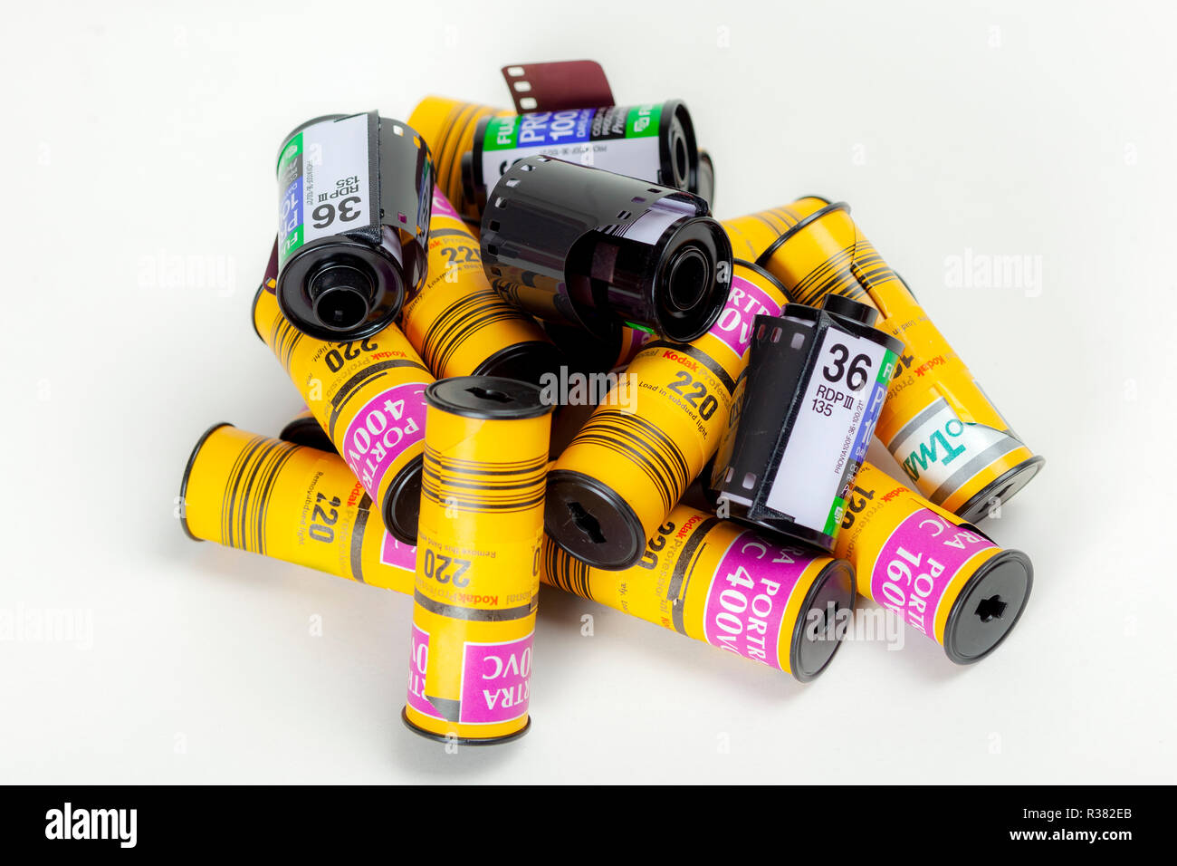 Un tas de film couleur. Banque D'Images