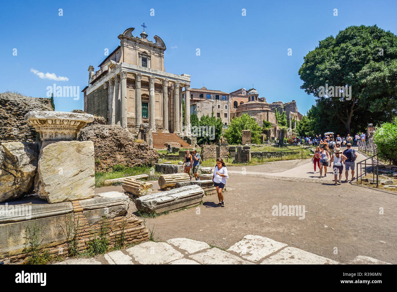 Via Sacra dans le Forum Romain, l'ancienne ville de Rome, dans l ...