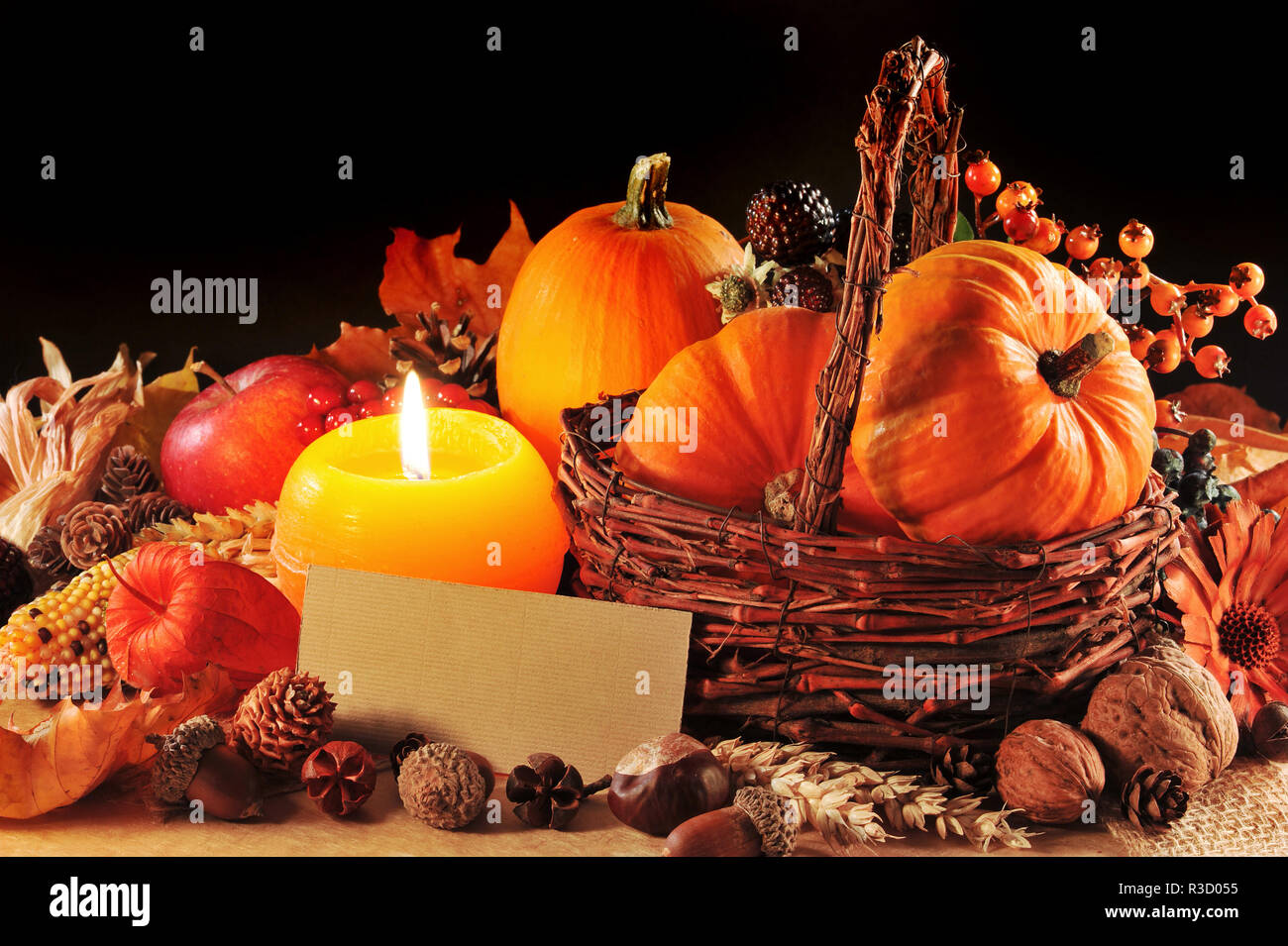 Citrouilles dans candlelight Banque D'Images Citrouilles dans candlelight Banque D'Images