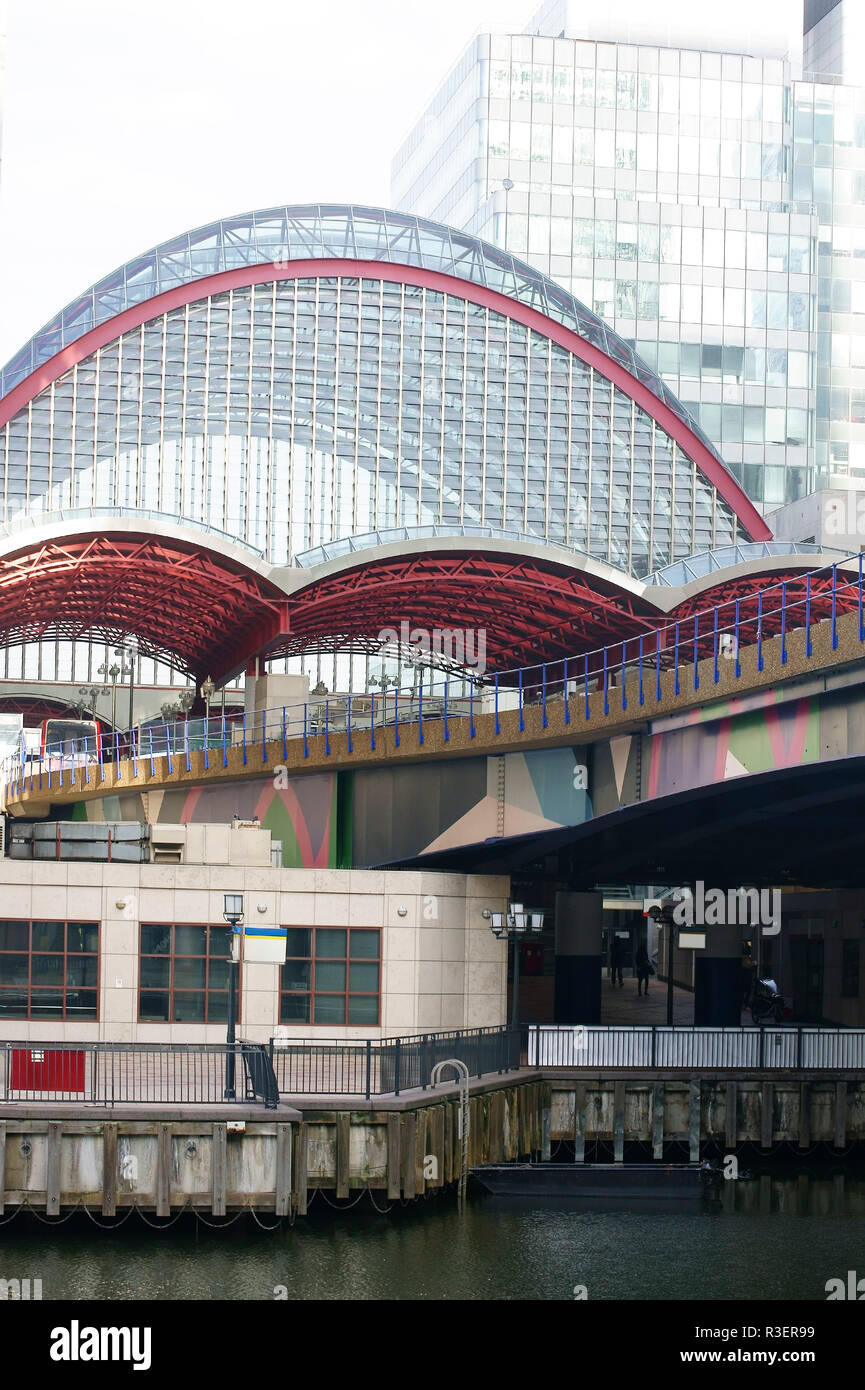 La station de métro Canary Wharf Banque D'Images