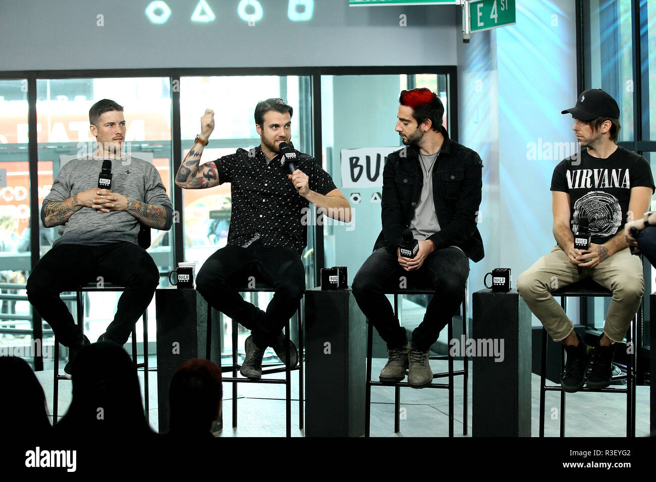 NEW YORK, NY - 03 MAI : création présente Zack Merrick, Rian Dawson, Jack Barakat et Alex Gaskarth de tous les temps faibles discutent de leur dernier album 'jeunes' Renegade à construire Studio le 3 mai 2017 à New York. (Photo par Steve Mack/S.D. Mack Photos) Banque D'Images