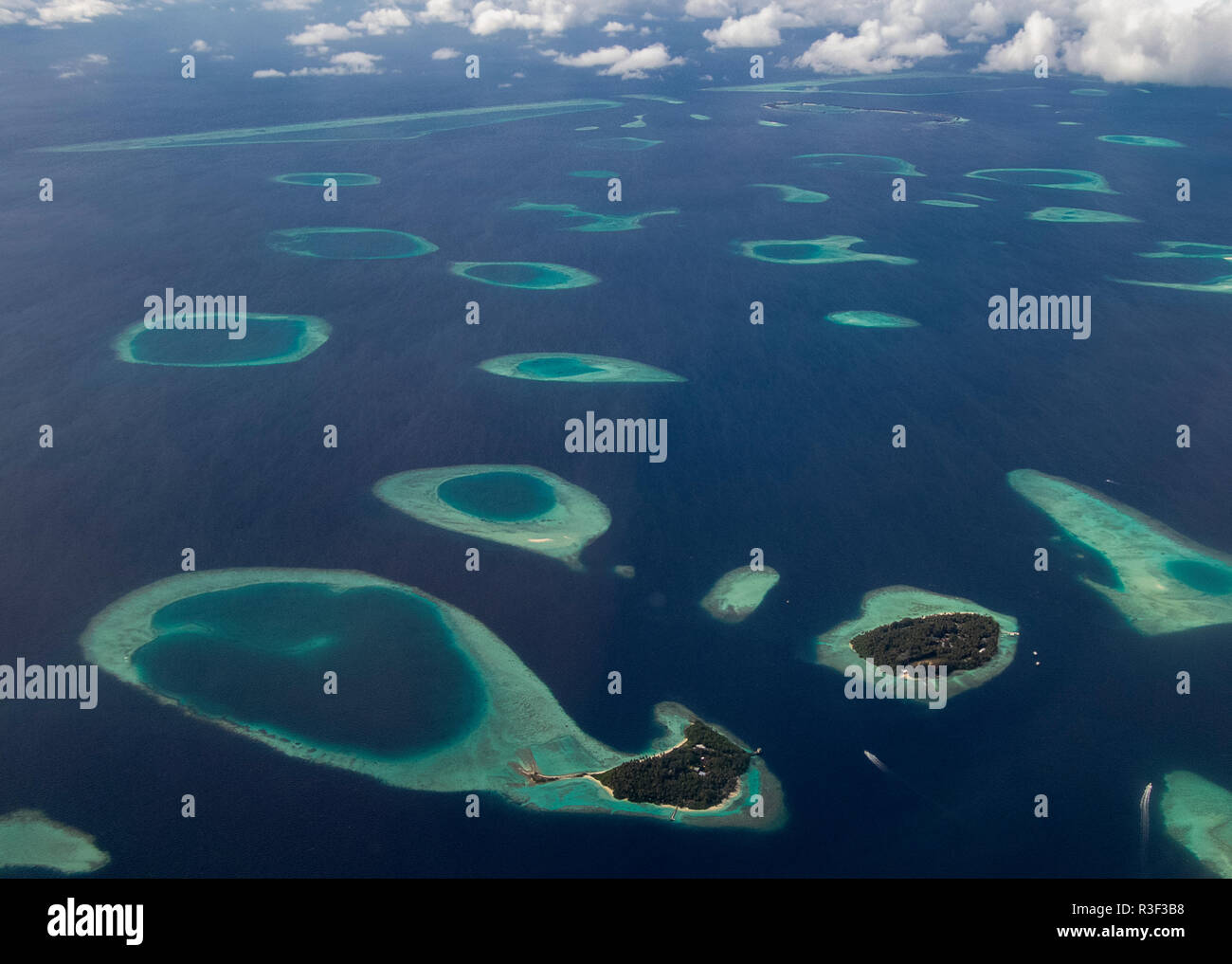 Une vue aérienne des Maldives dans l'Océan Indien Banque D'Images