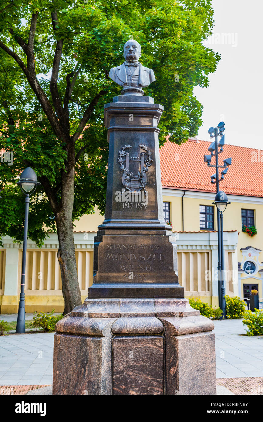 Buste de Stanislaw Moniuszko, compositeur, chef d'orchestre et enseignant. Vilnius, Vilnius County, Lituanie, Pays Baltes, Europe. Banque D'Images