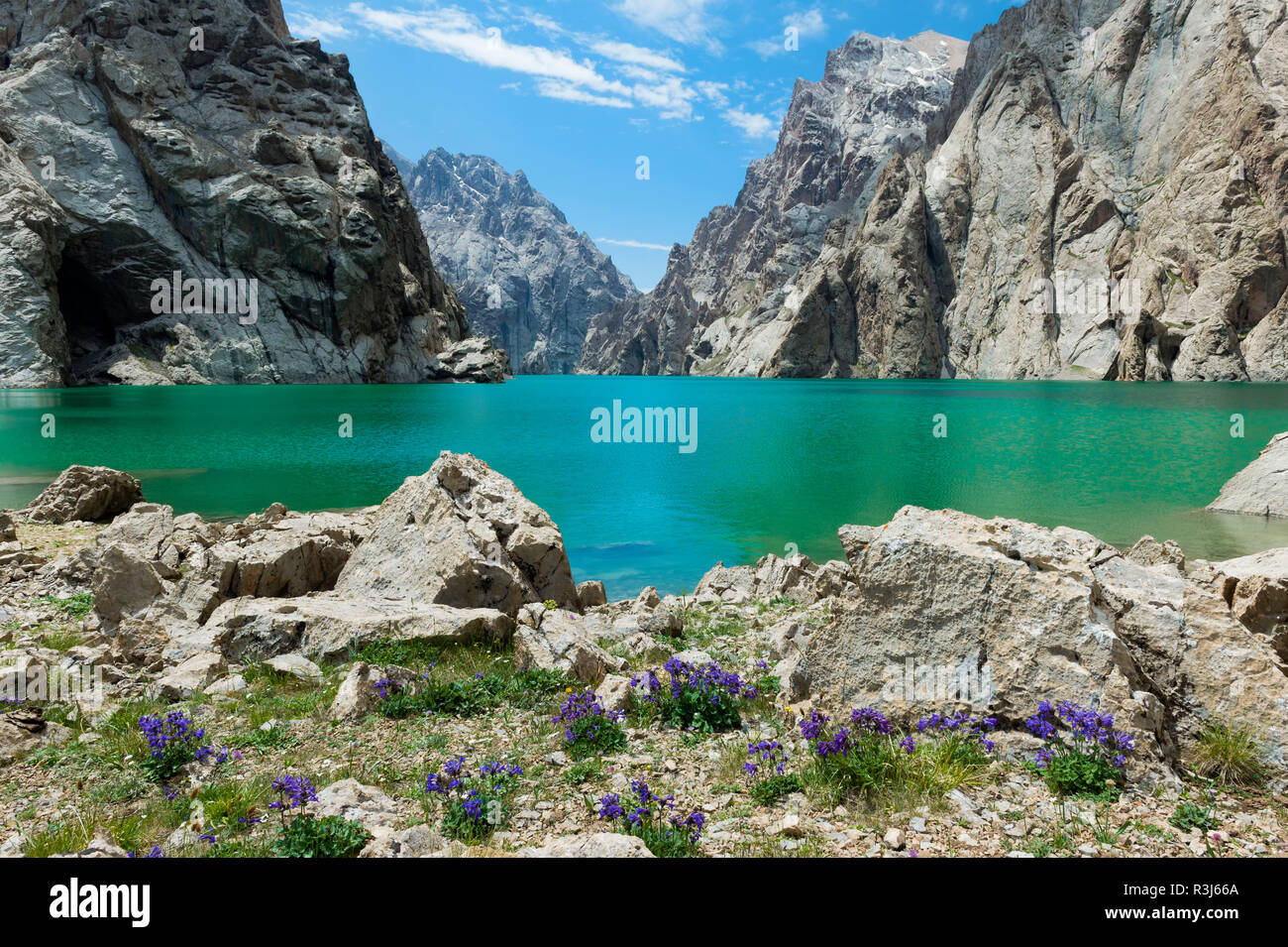 Köl-Suu lake, lac de haute altitude, Kurumduk, vallée de la province de Naryn, Kirghizistan Banque D'Images