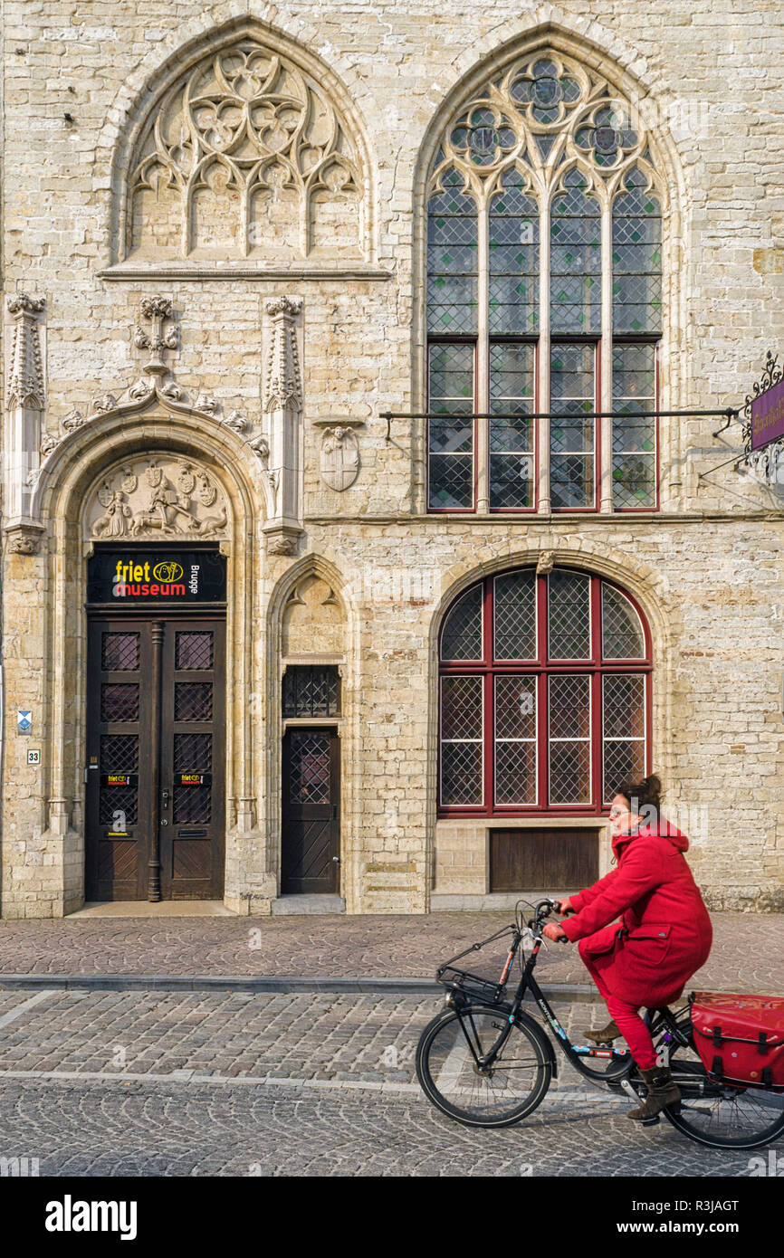 Façade du Frietmuseum, Fries museum à Bruges, Belgique Banque D'Images