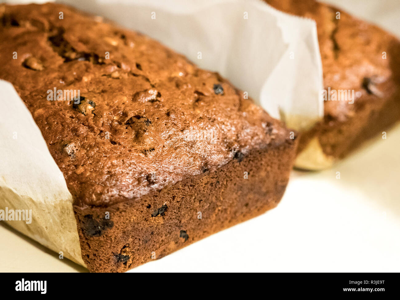 Boulangerie Pâtisserie chocolat banane pain aux noix. Banque D'Images