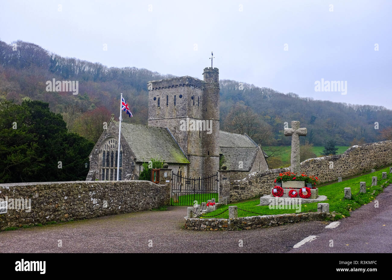 L'église St Winifreds Branscpmbe au village de l'est du Devon UK Banque D'Images